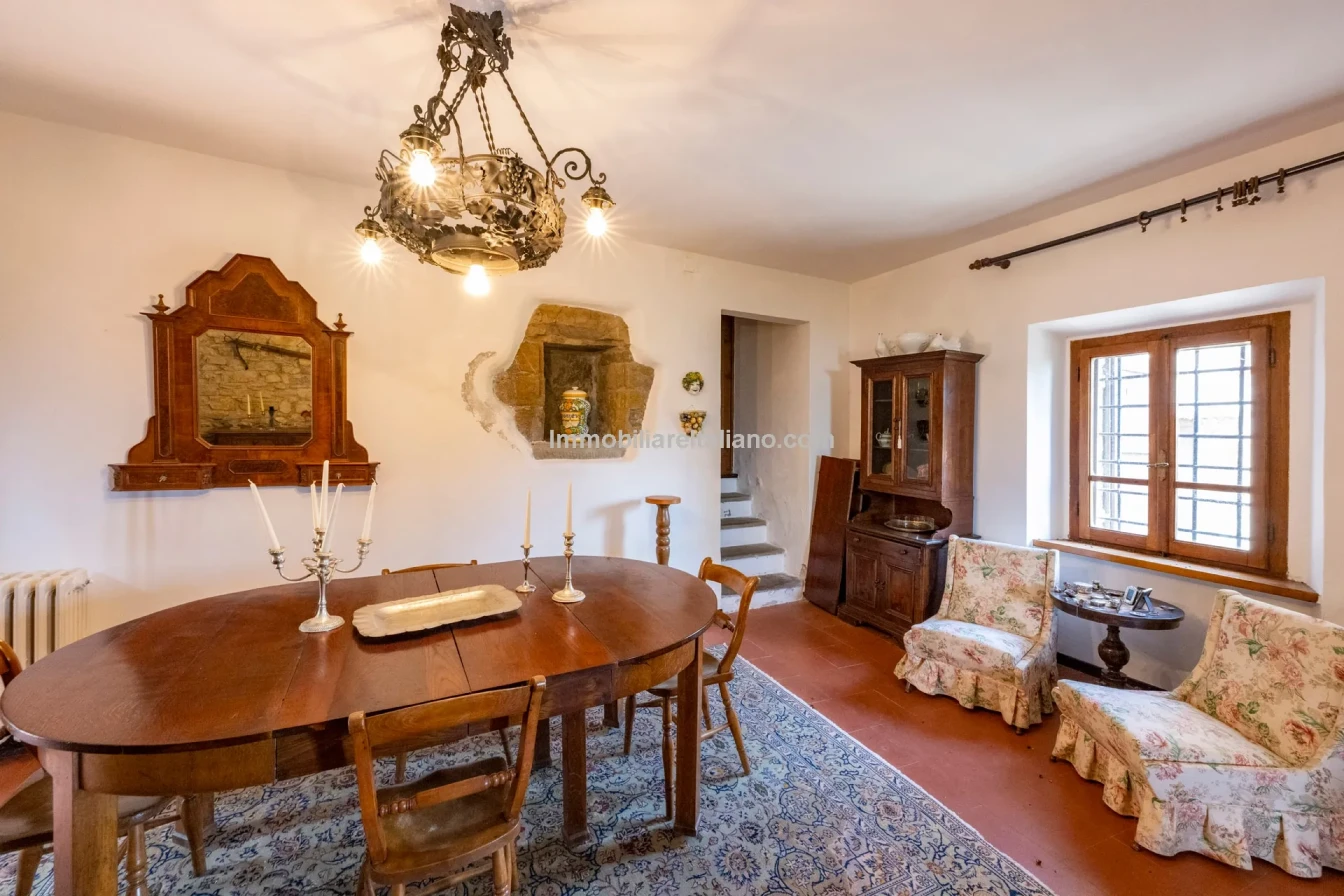8-Bedroom Tuscan Farmhouse with Olive Grove in Sansepolcro, Arezzo - View image 50 of 62