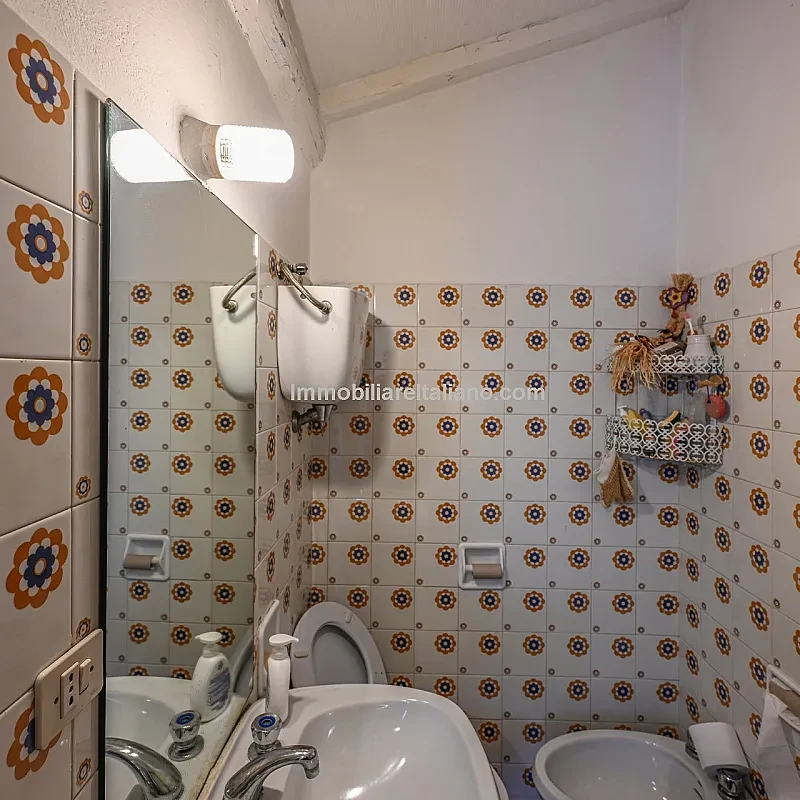 View image 60