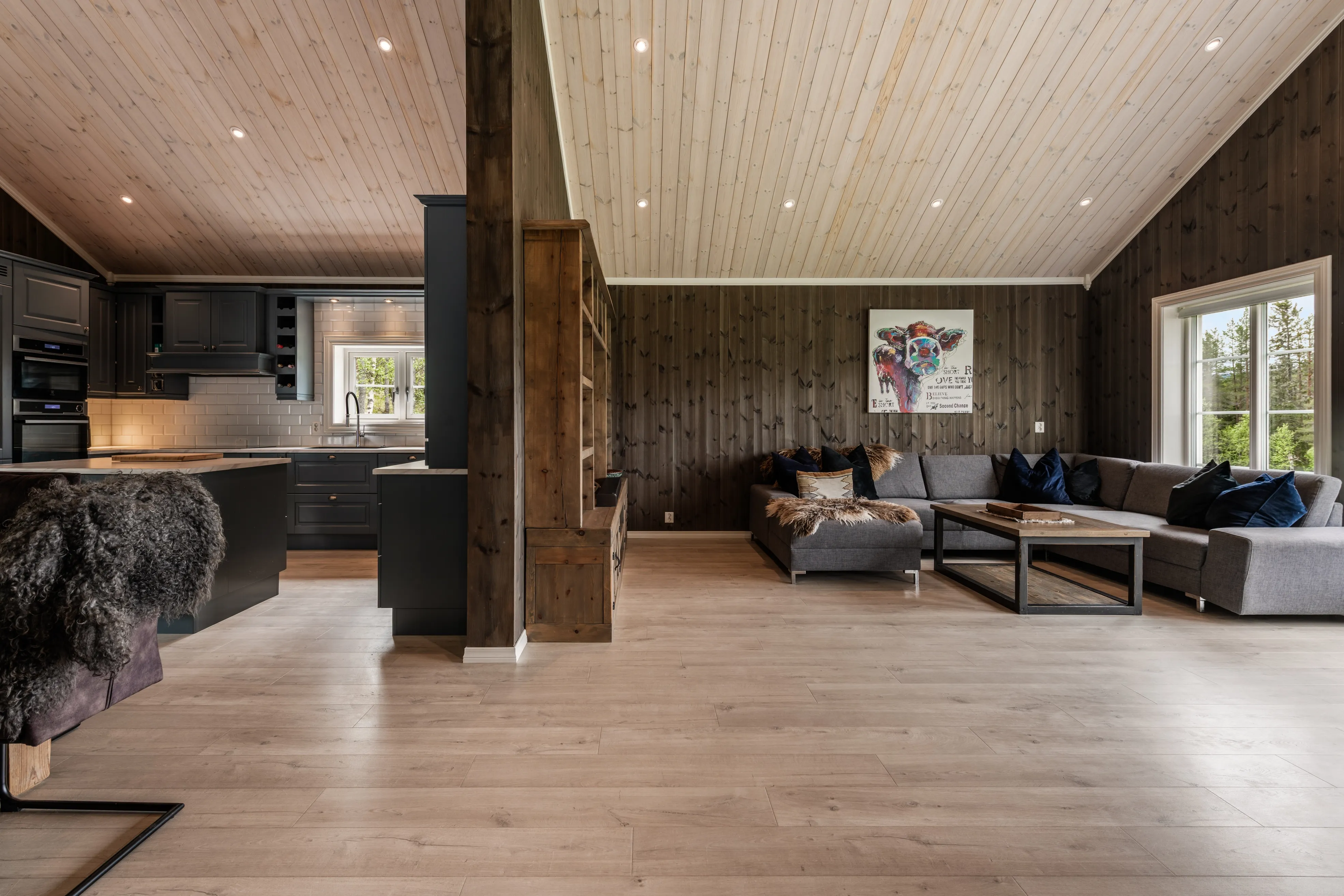 Contemporary 3-Bedroom House with Mountain Views in Hemsedal, Norway - View image 11 of 45