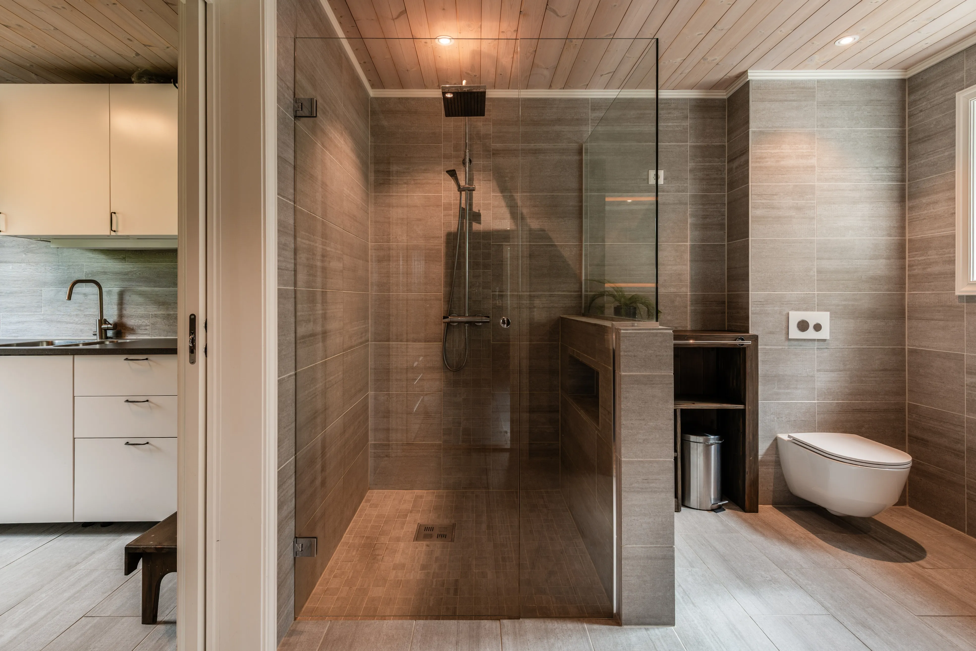 Contemporary 3-Bedroom House with Mountain Views in Hemsedal, Norway - View image 24 of 45