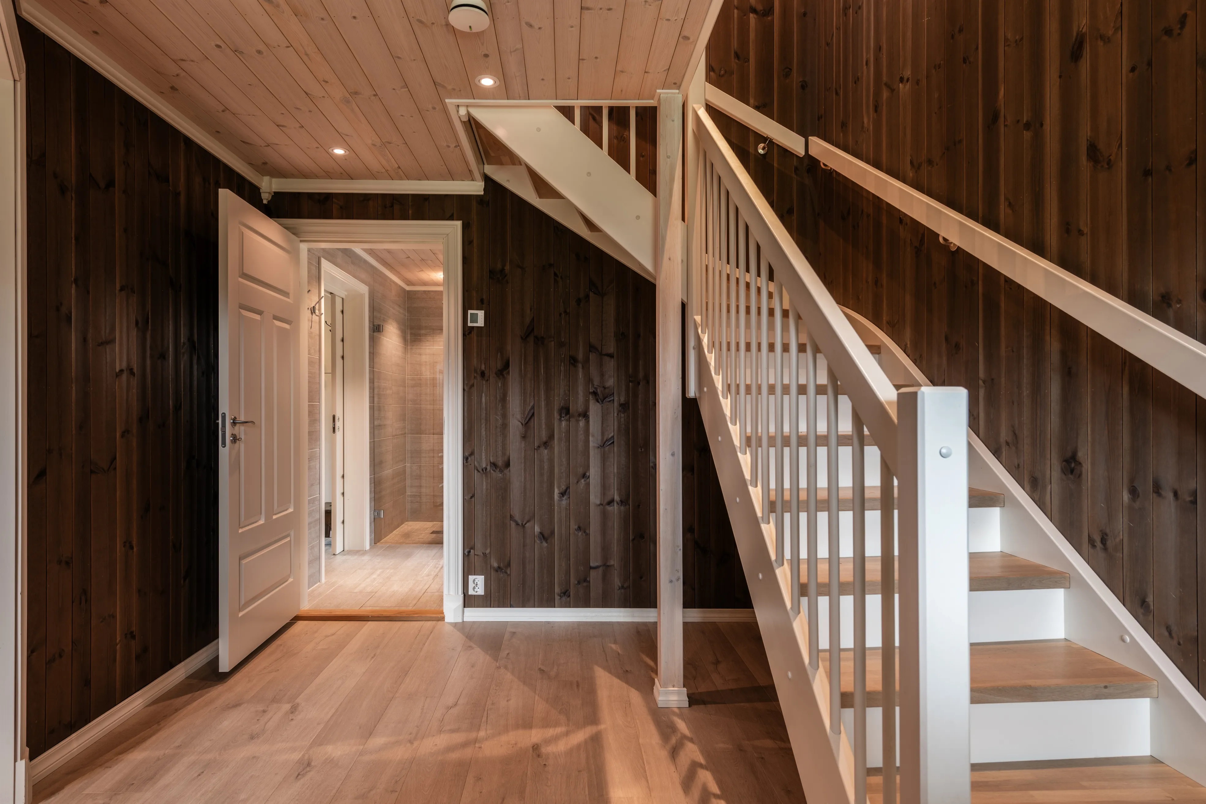 Contemporary 3-Bedroom House with Mountain Views in Hemsedal, Norway - View image 28 of 45