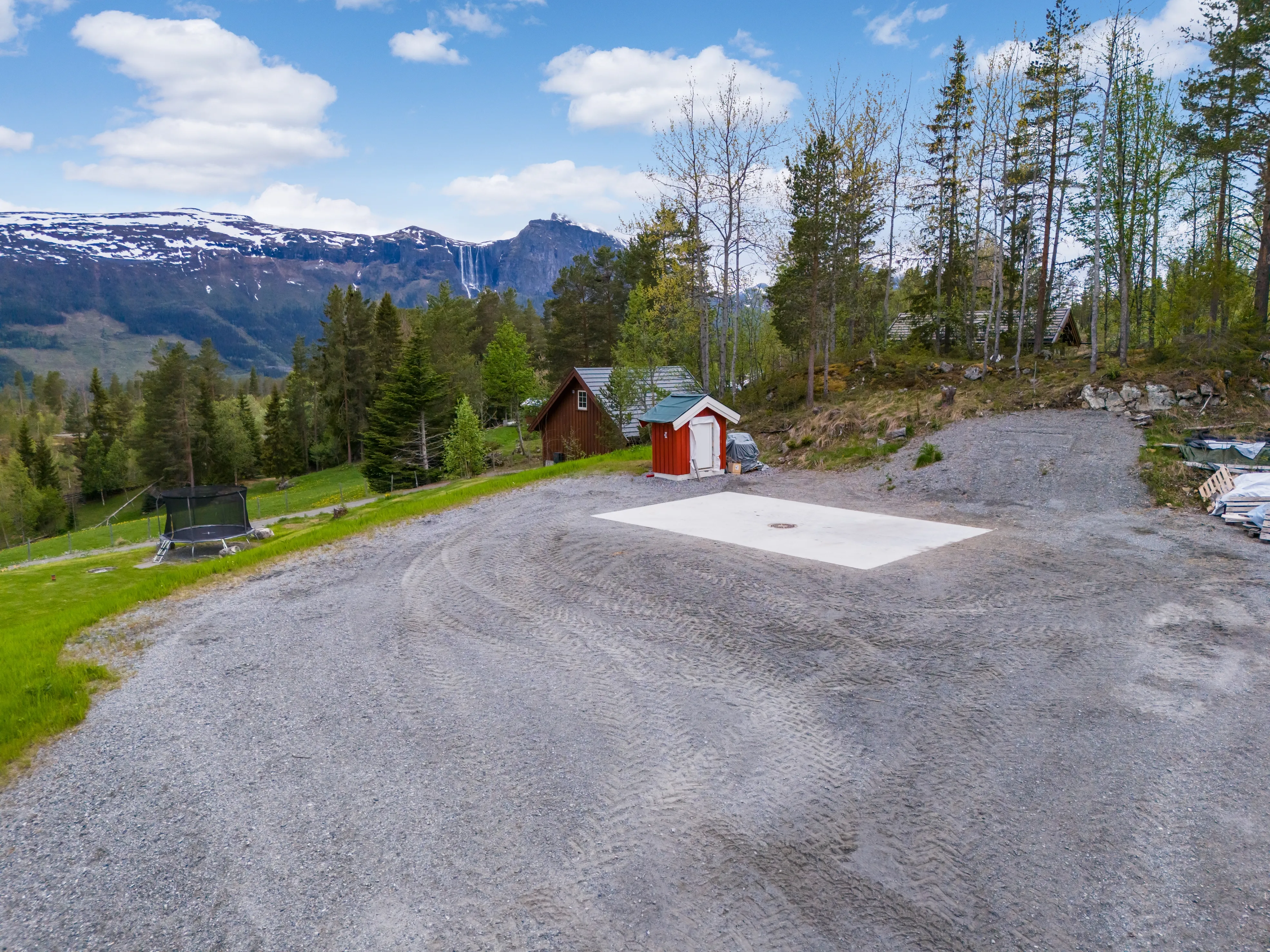 Contemporary 3-Bedroom House with Mountain Views in Hemsedal, Norway - View image 36 of 45