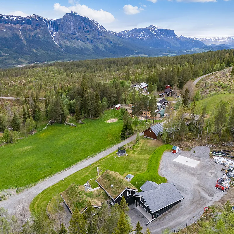 View image 40