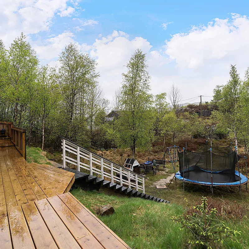 View image 12