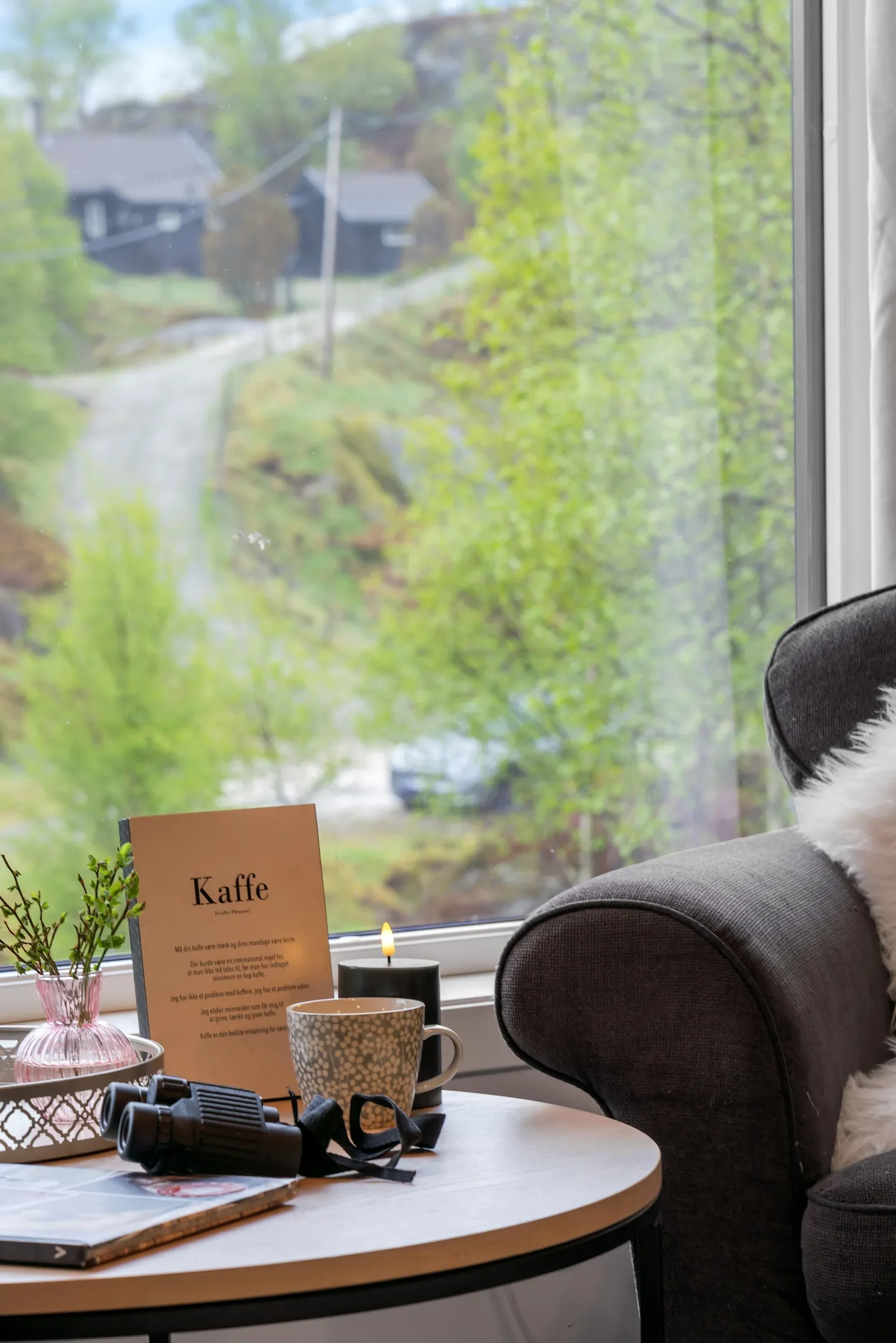 1970s Norwegian Cabin with Expansive Terrace and Garden in Bjerkreim - View image 16 of 27