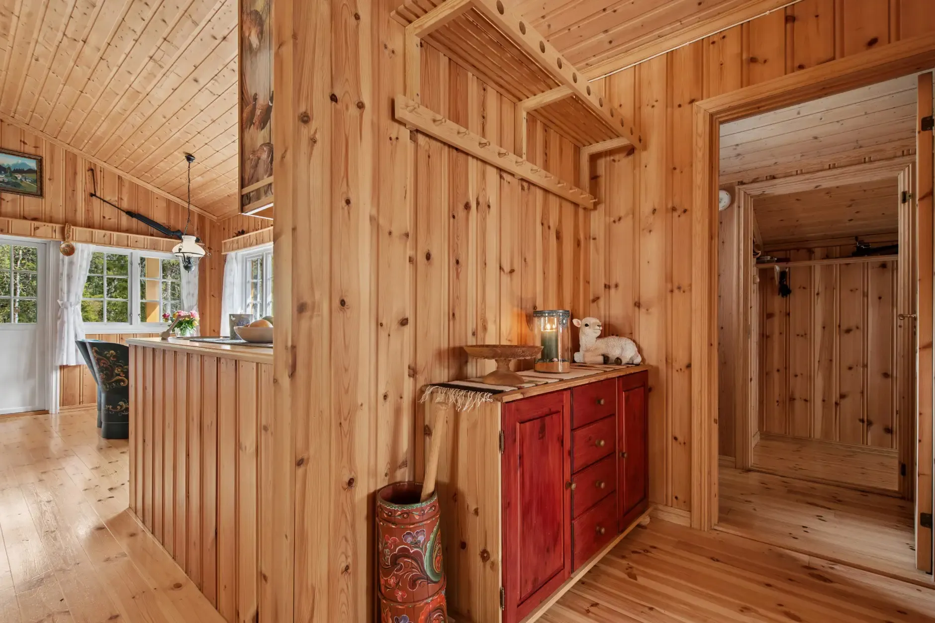Rustic 3-Bedroom Cabin in Tuddal with Terrace and Lake Access - View image 9 of 33
