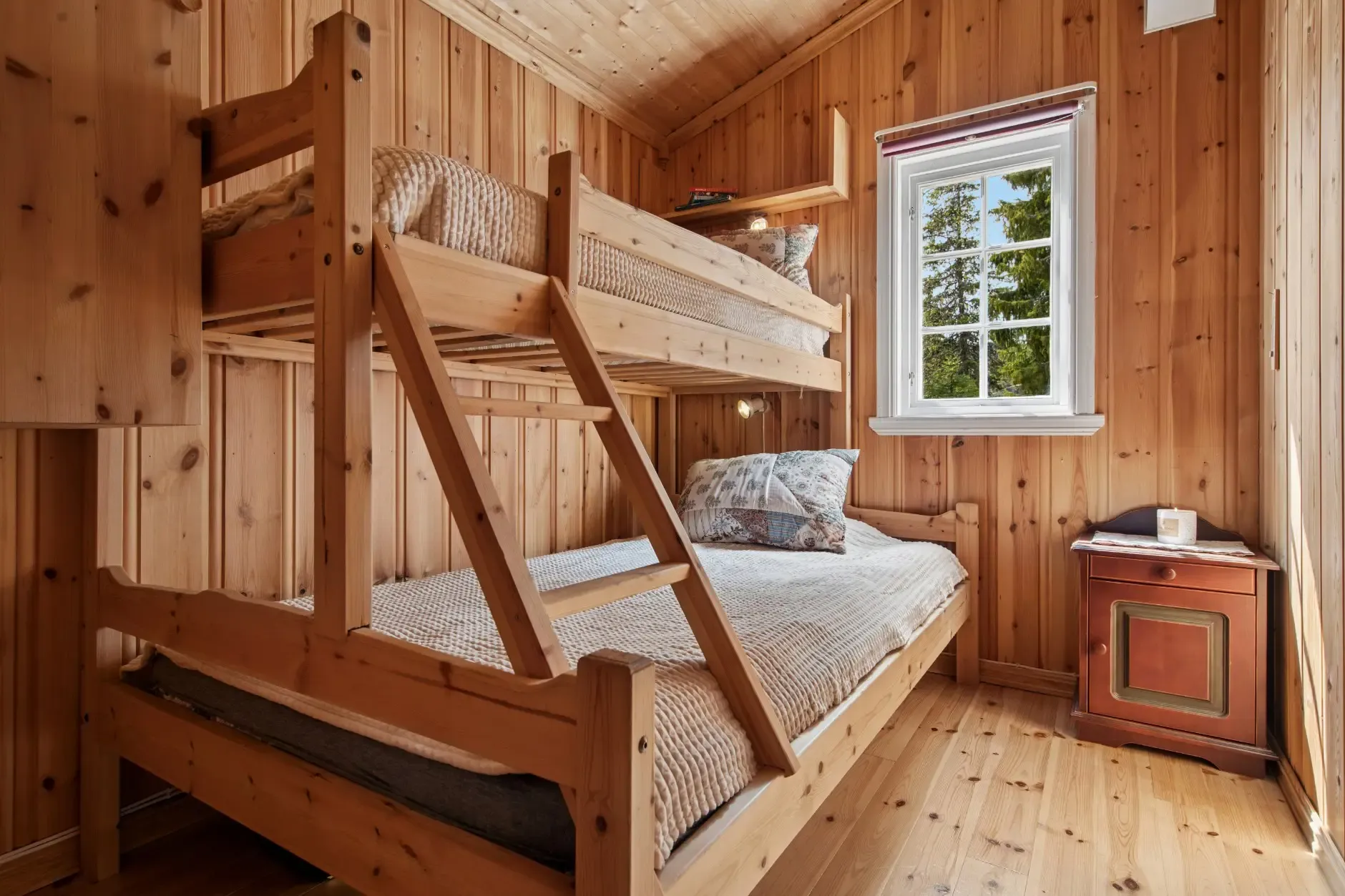 Rustic 3-Bedroom Cabin in Tuddal with Terrace and Lake Access - View image 20 of 33
