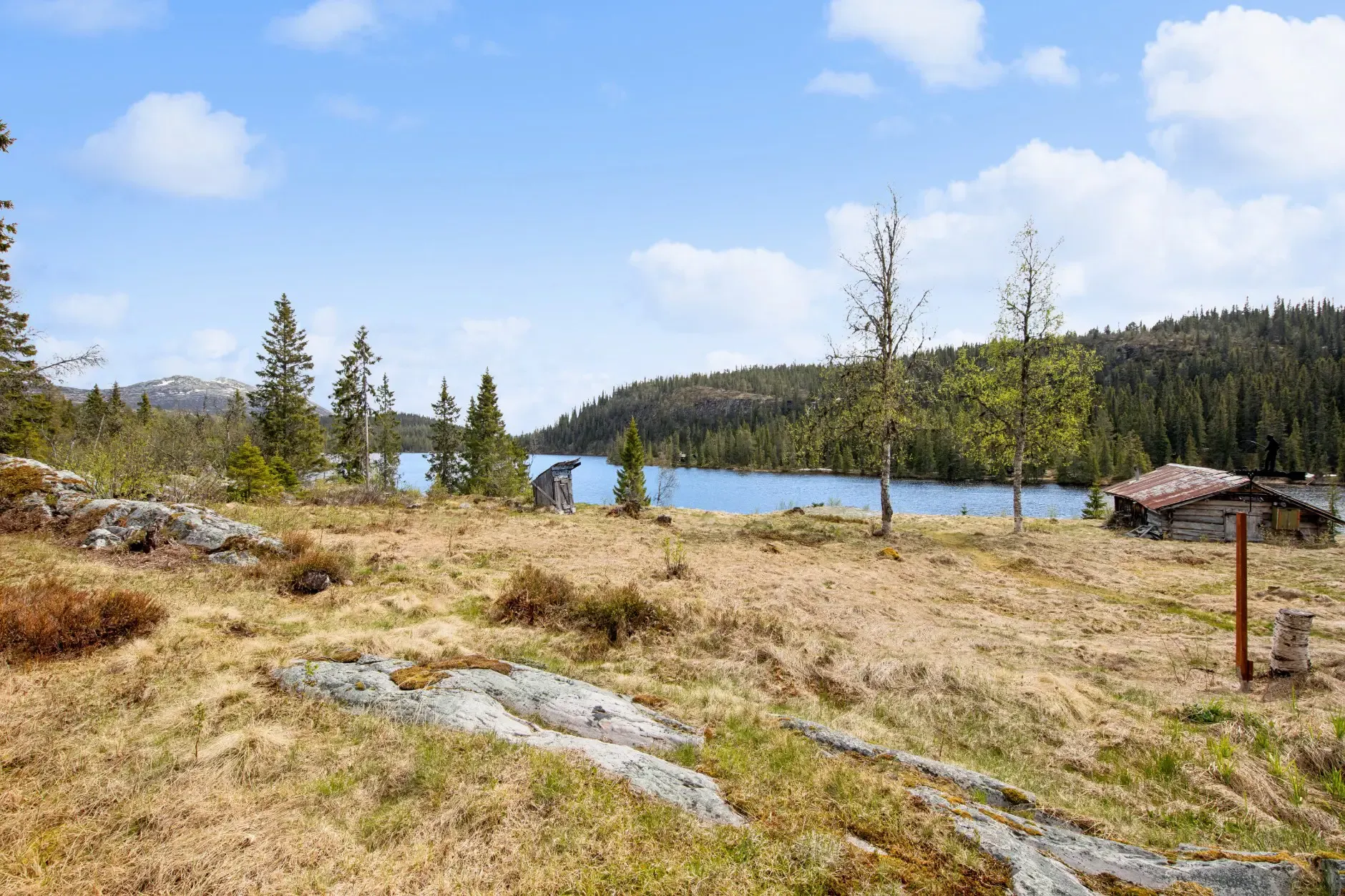 Rustic 3-Bedroom Cabin in Tuddal with Terrace and Lake Access - View image 26 of 33