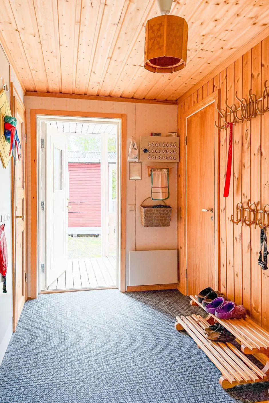 Landhaus aus den 1990er Jahren mit 4 Schlafzimmern im malerischen Västerbotten - Image 2