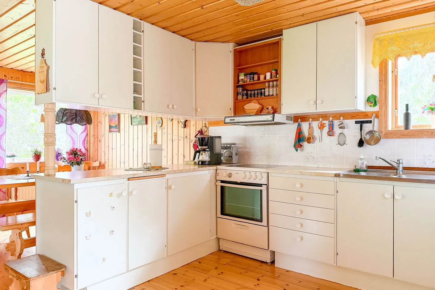 Landhaus aus den 1990er Jahren mit 4 Schlafzimmern im malerischen Västerbotten - Image 5