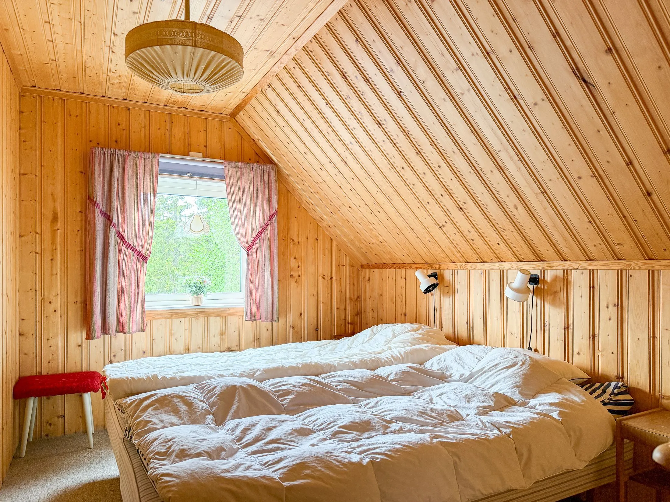 Landhaus aus den 1990er Jahren mit 4 Schlafzimmern im malerischen Västerbotten - Bild 12 von 34 anzeigen