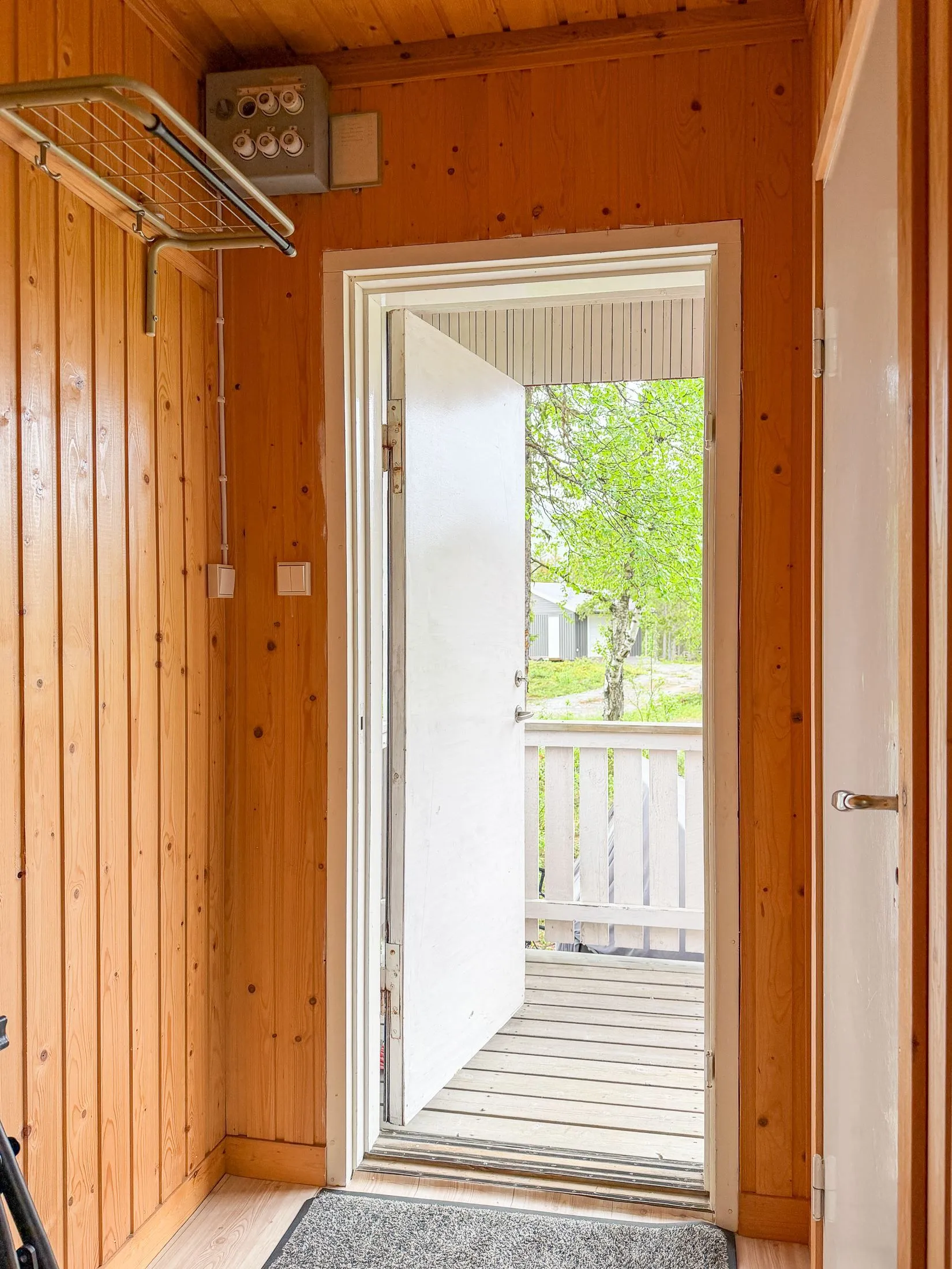 Landhaus aus den 1990er Jahren mit 4 Schlafzimmern im malerischen Västerbotten - Bild 19 von 34 anzeigen