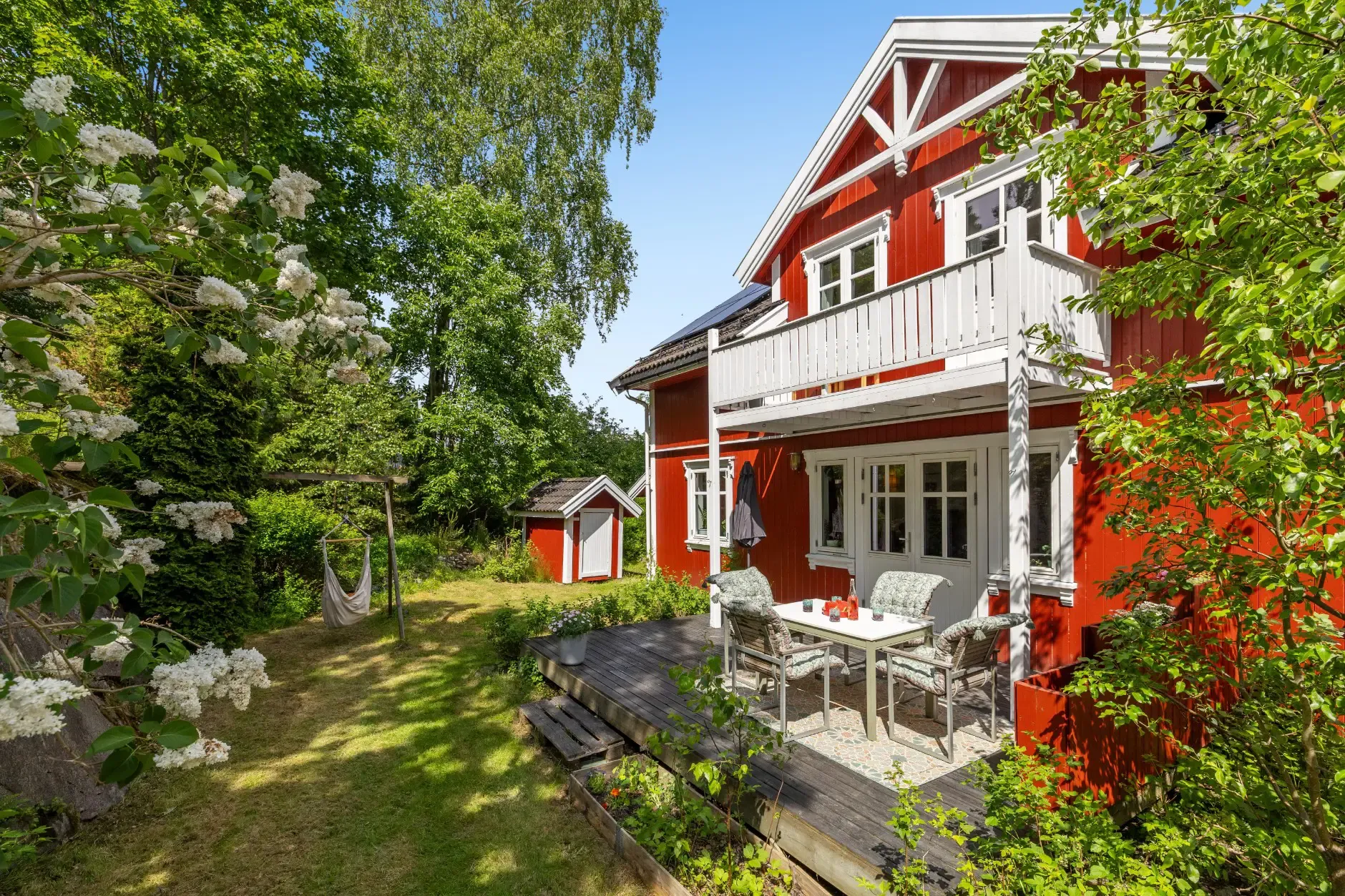 Modern 3-Bedroom House with Private Garden in Nesodden - Image 5