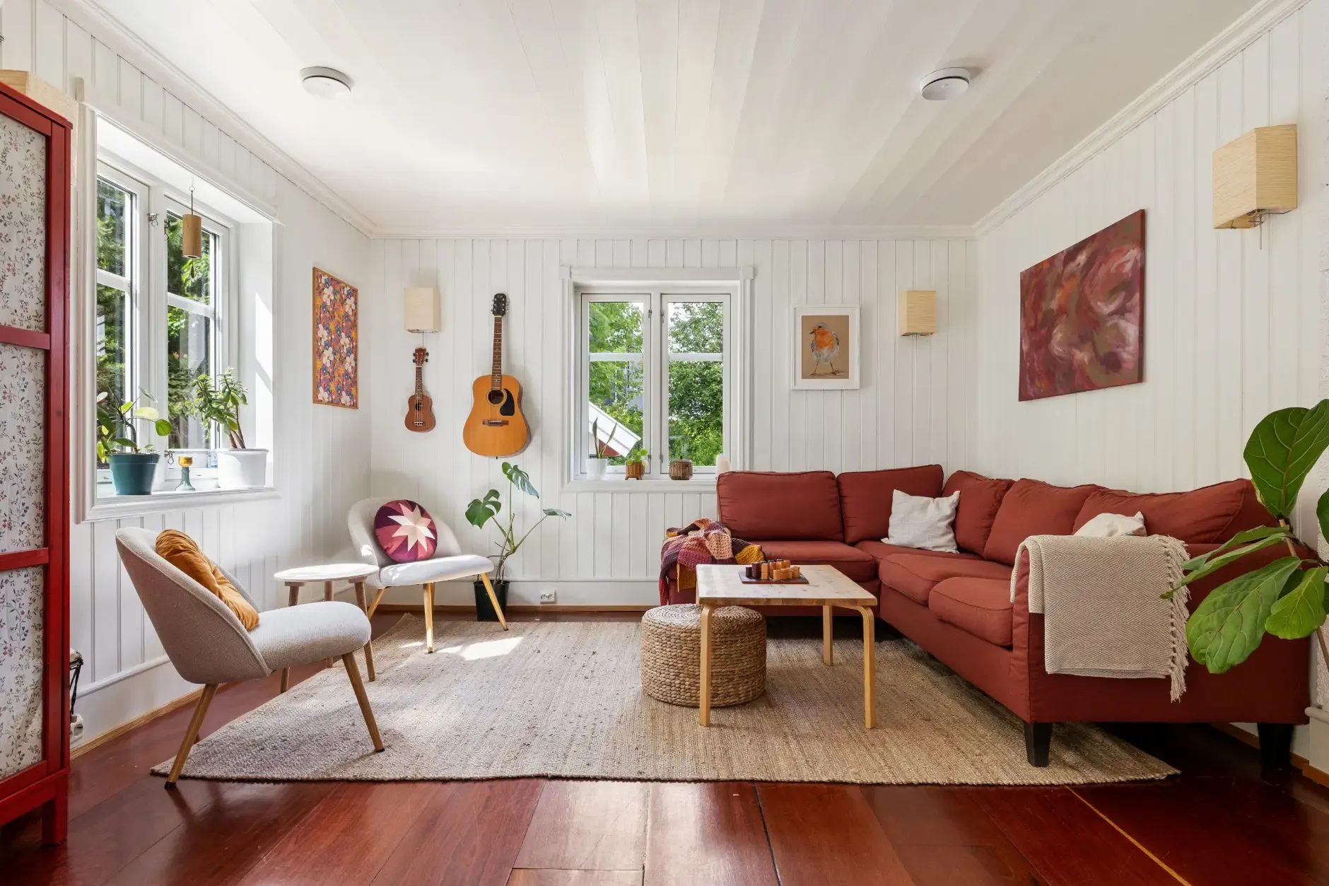 Modern 3-Bedroom House with Private Garden in Nesodden - View image 8 of 34