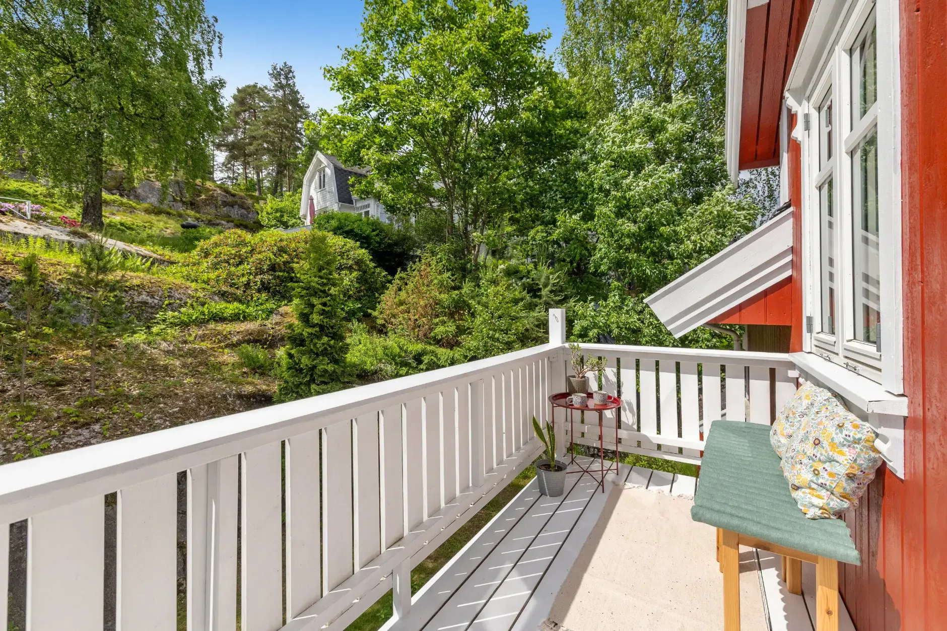 Modern 3-Bedroom House with Private Garden in Nesodden - View image 17 of 34