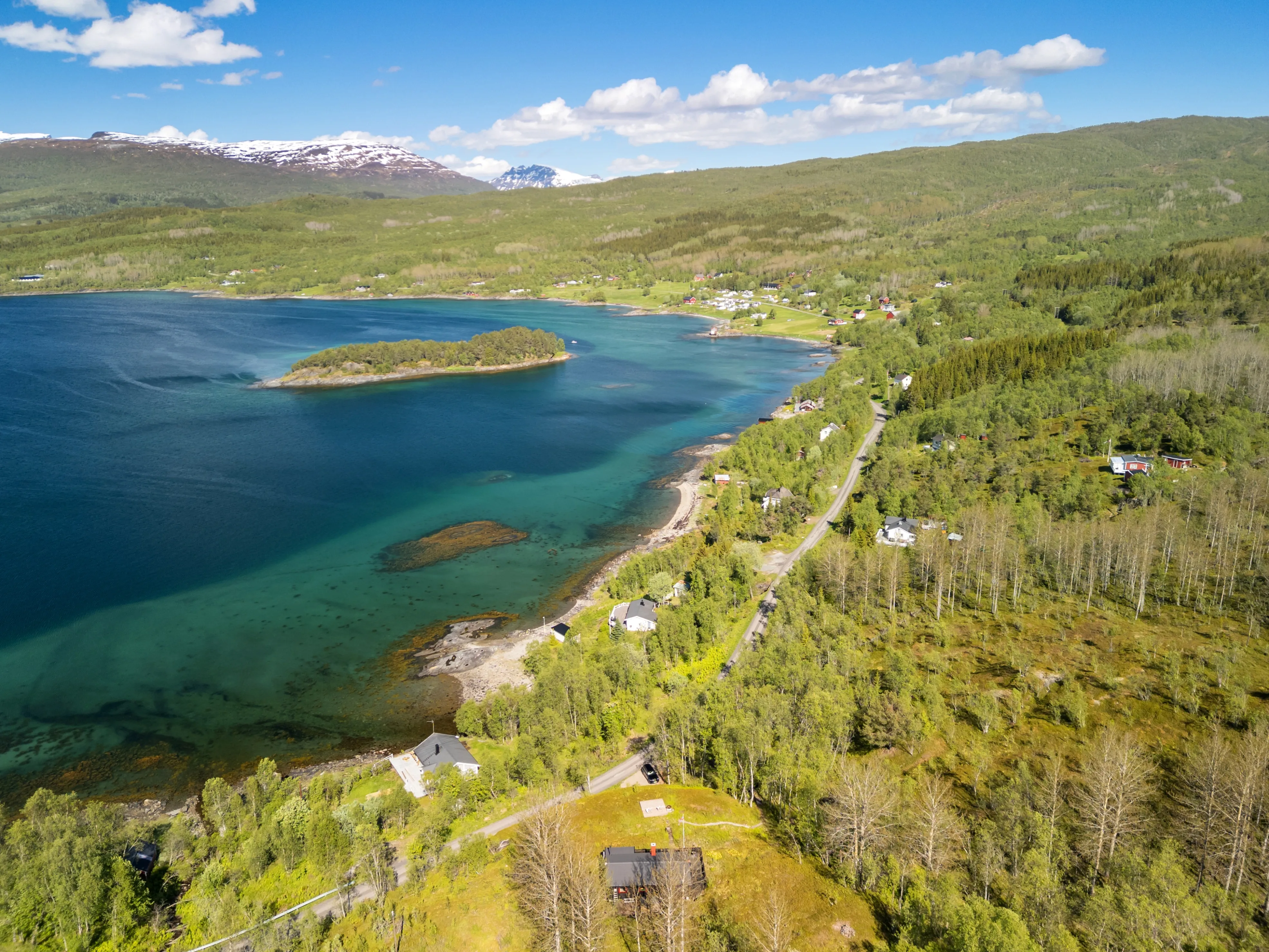 1970s Norwegian Seaside Cabin with Terrace and Boat Mooring - View image 30 of 37