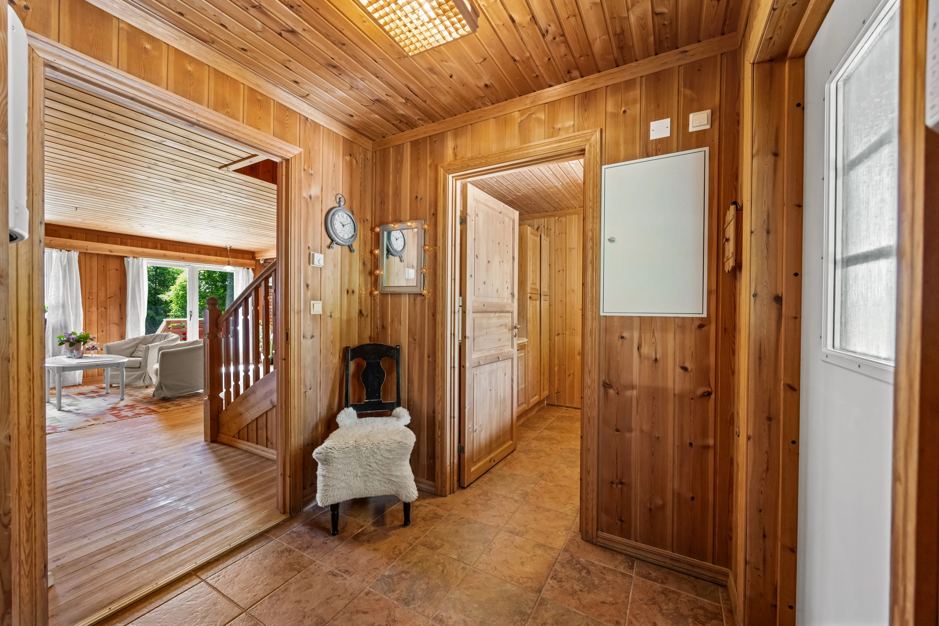 Family Home with Expansive Grounds in Peaceful Norwegian Countryside - View image 6 of 53
