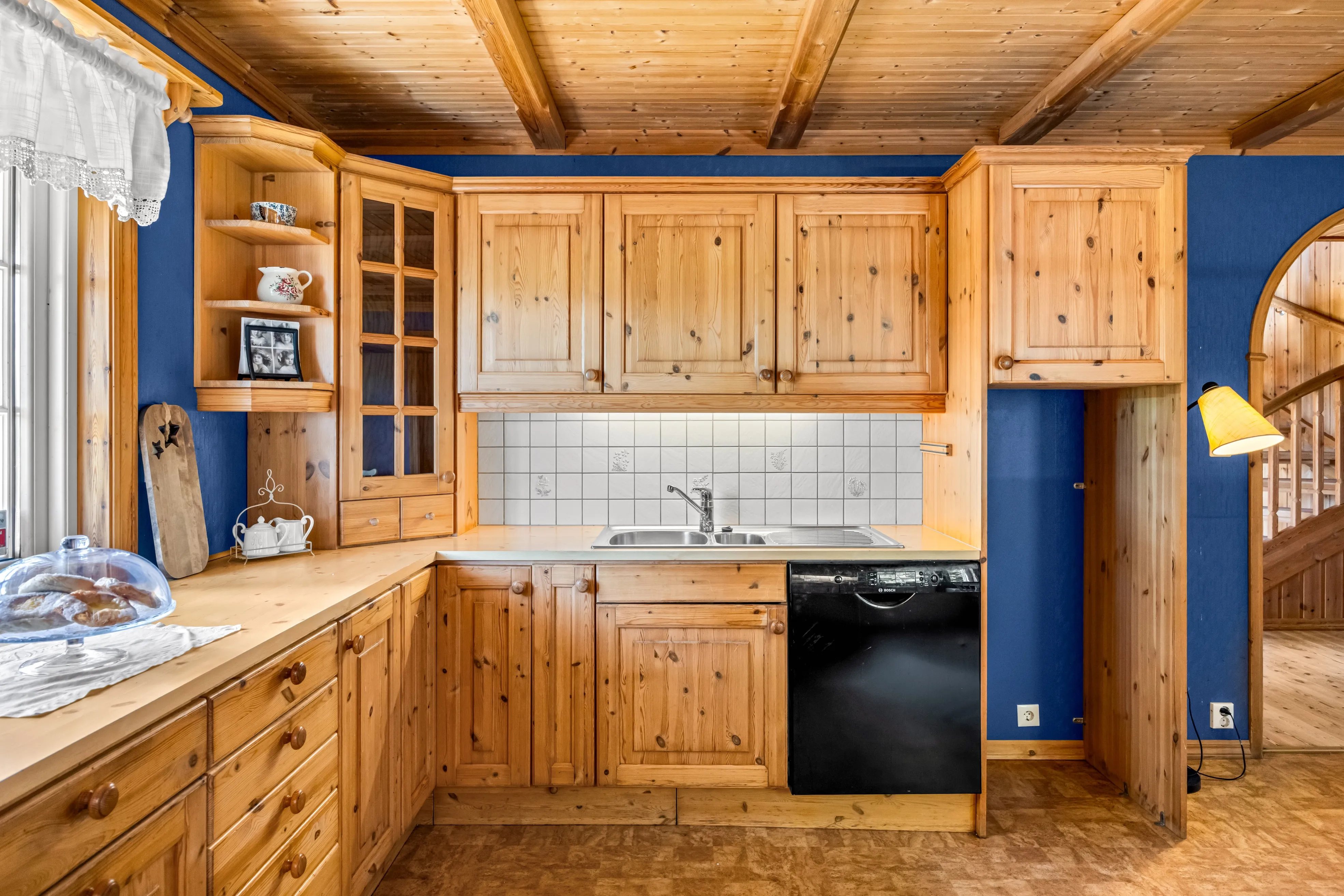 Family Home with Expansive Grounds in Peaceful Norwegian Countryside - View image 20 of 53