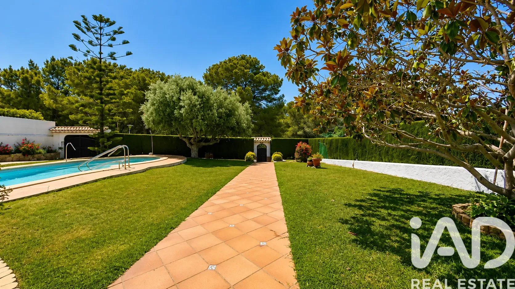 Rummeligt hus fra 1990’erne med havudsigt og pool i El Vendrell - Vis billede 12 af 37