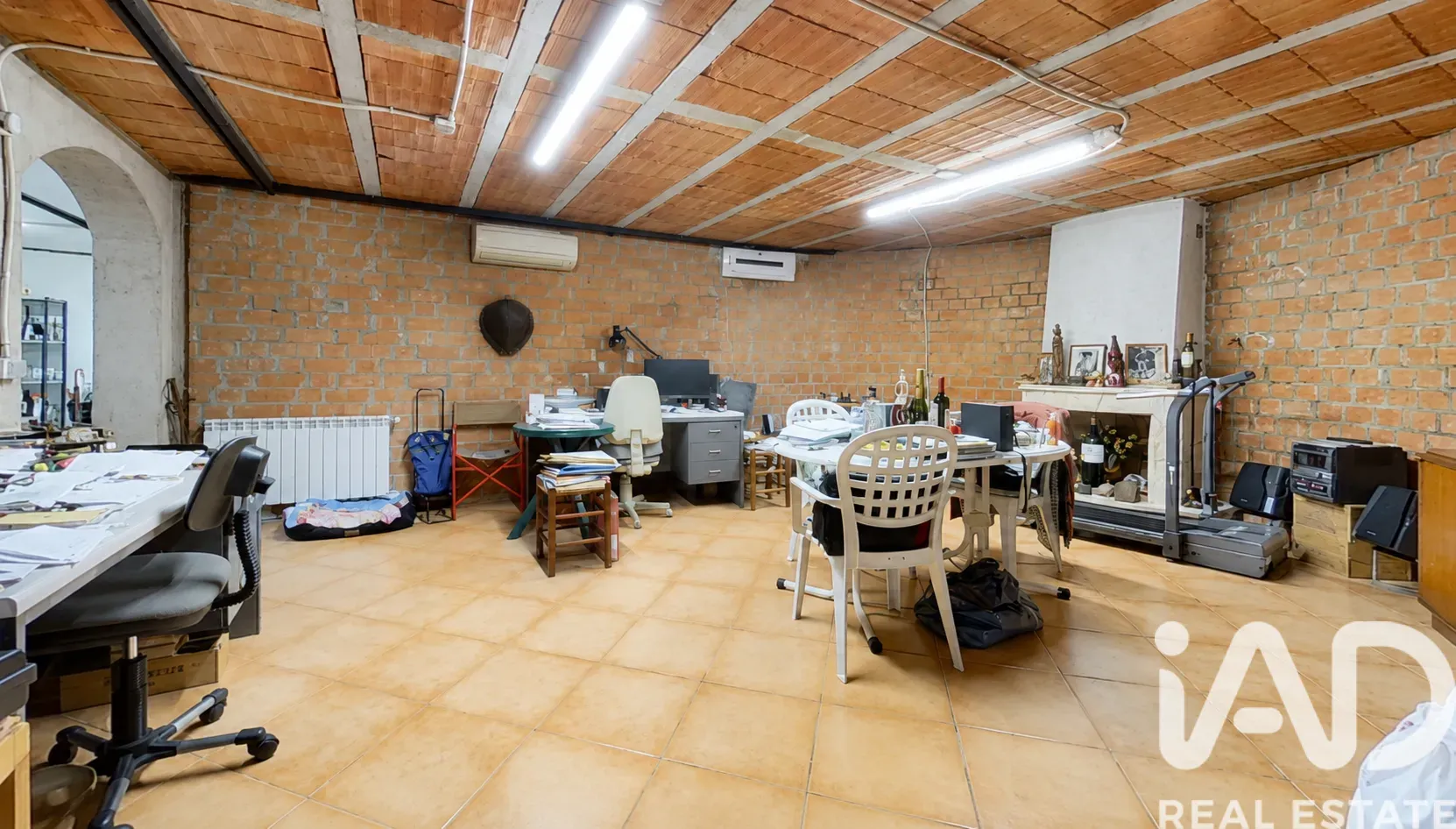 Rummeligt hus fra 1990’erne med havudsigt og pool i El Vendrell - Vis billede 32 af 37