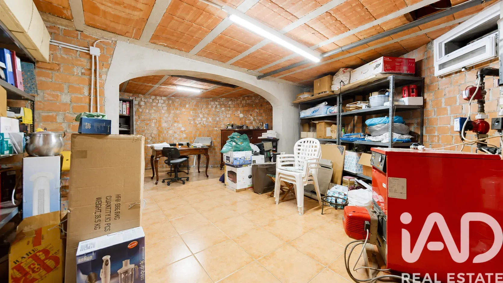 Rummeligt hus fra 1990’erne med havudsigt og pool i El Vendrell - Vis billede 33 af 37