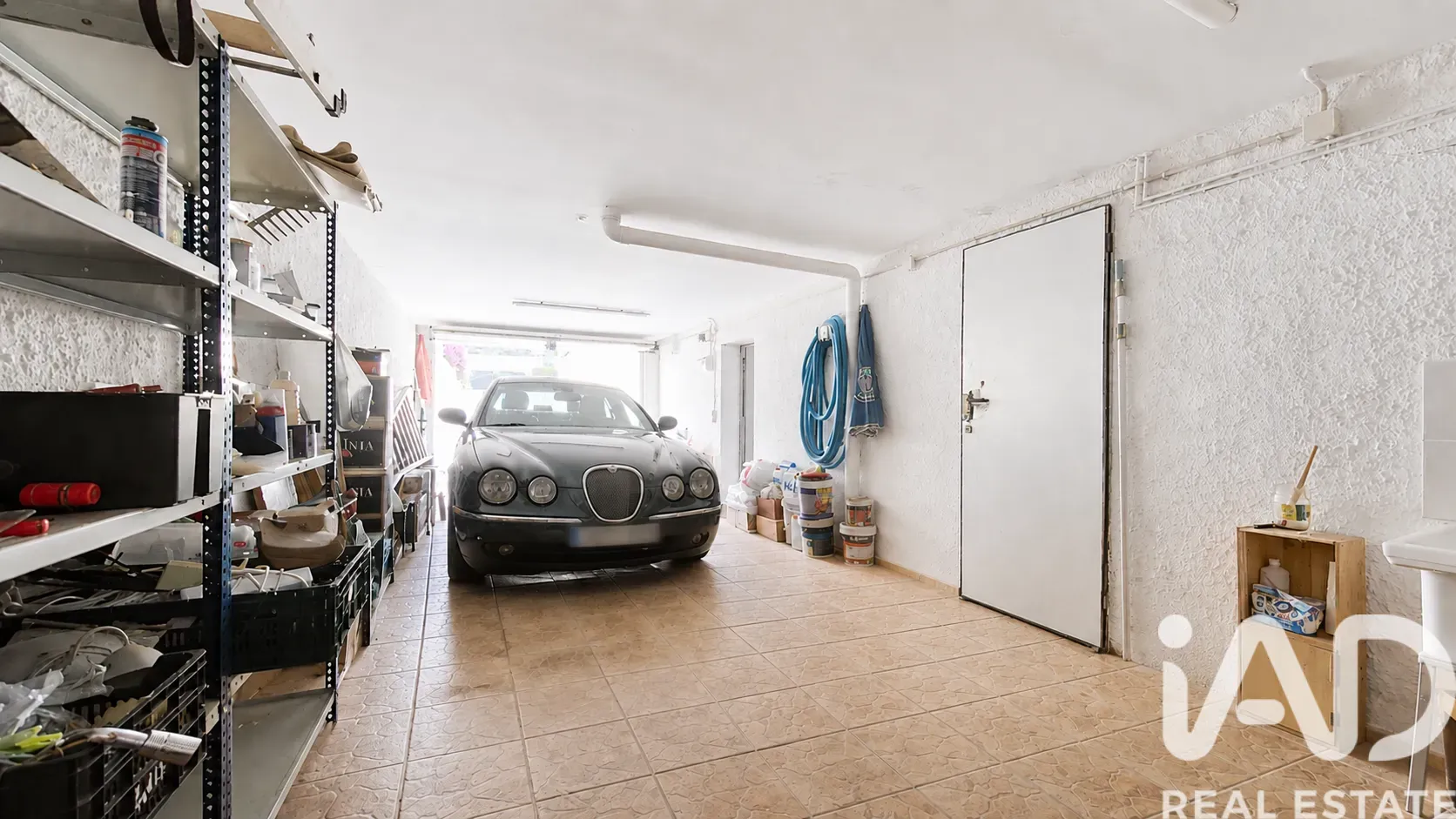 Rummeligt hus fra 1990’erne med havudsigt og pool i El Vendrell - Vis billede 35 af 37