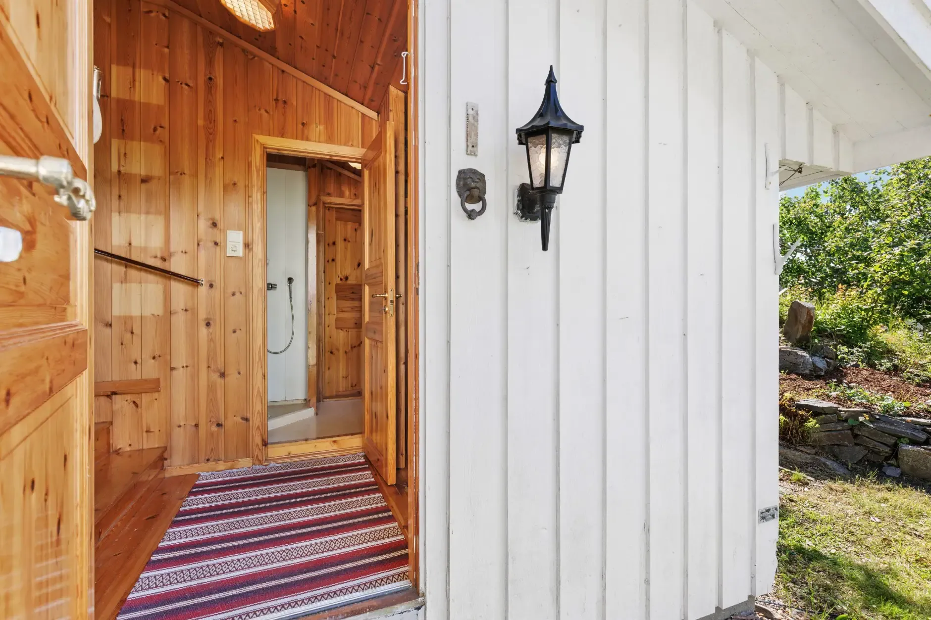 Norwegian Country House with Garden and Terrace in Flekkerøy - Image 4