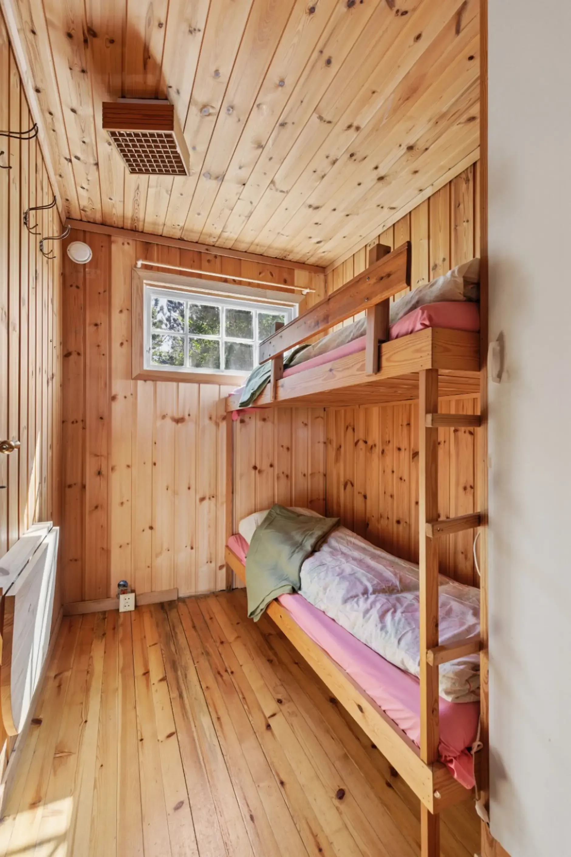 Norwegian Country House with Garden and Terrace in Flekkerøy - View image 20 of 33
