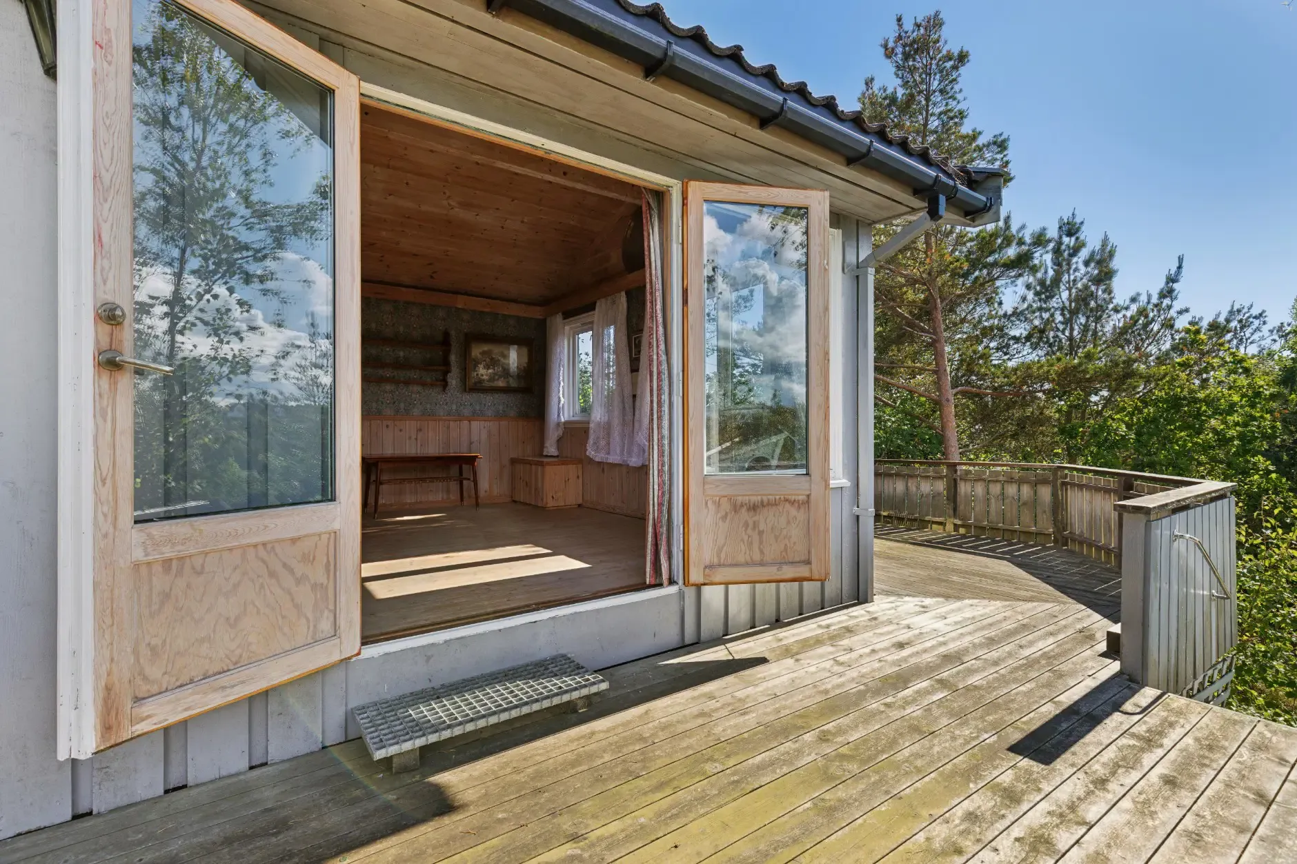 Norwegian Country House with Garden and Terrace in Flekkerøy - View image 24 of 33