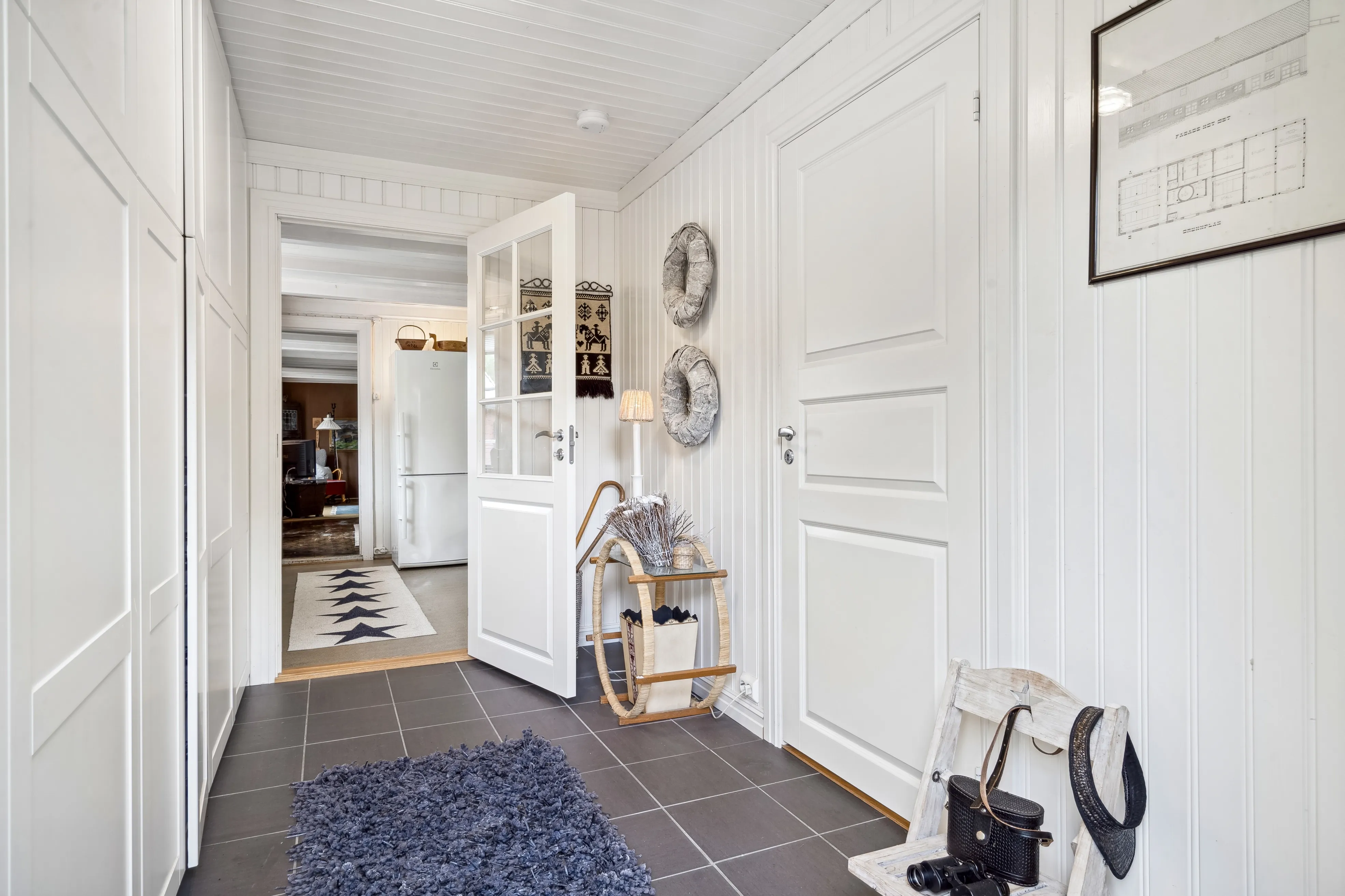 1898 Four-Bedroom House with Expansive Grounds in Bjugn, Trøndelag - View image 9 of 37