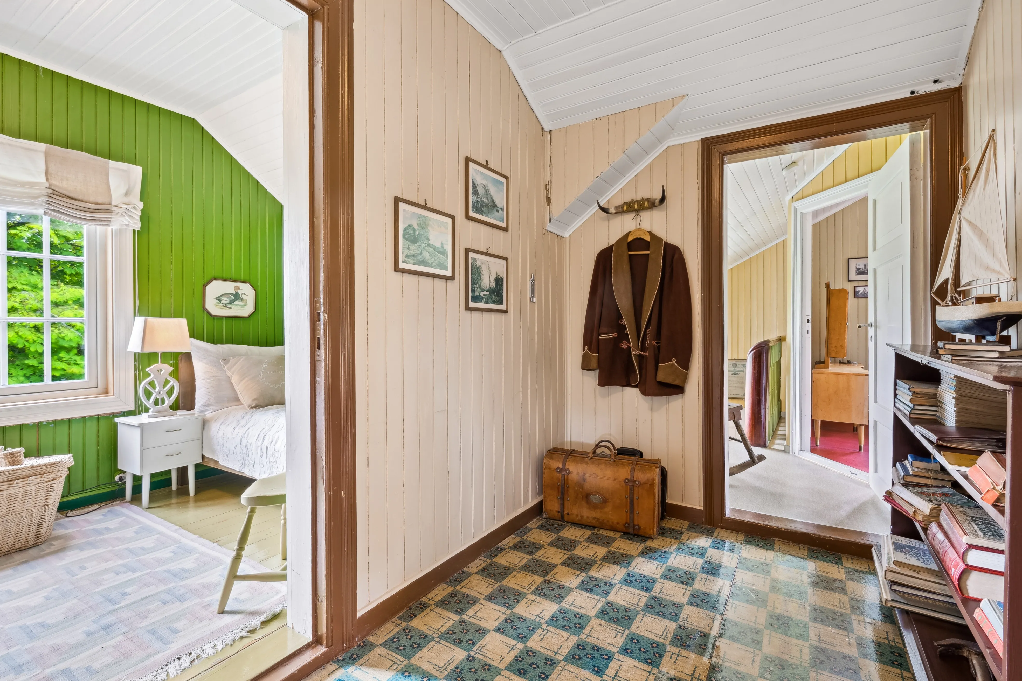 1898 Four-Bedroom House with Expansive Grounds in Bjugn, Trøndelag - View image 24 of 37