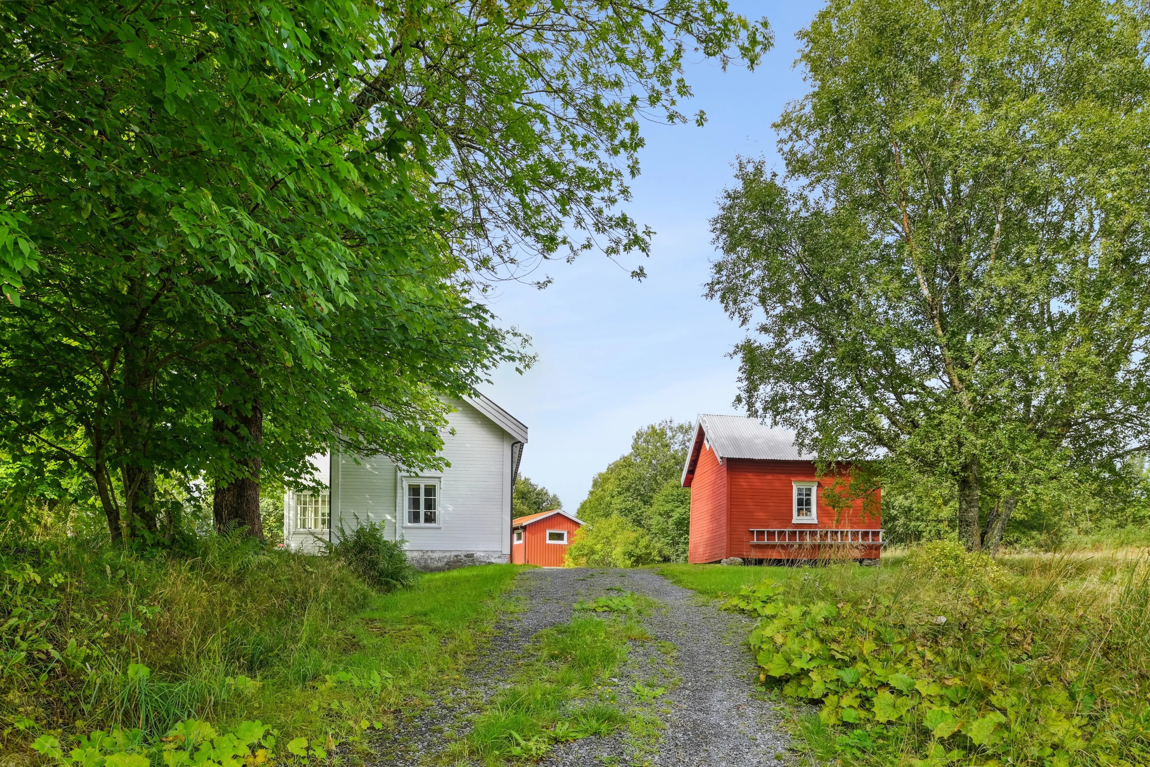1898 Four-Bedroom House with Expansive Grounds in Bjugn, Trøndelag - View image 34 of 37