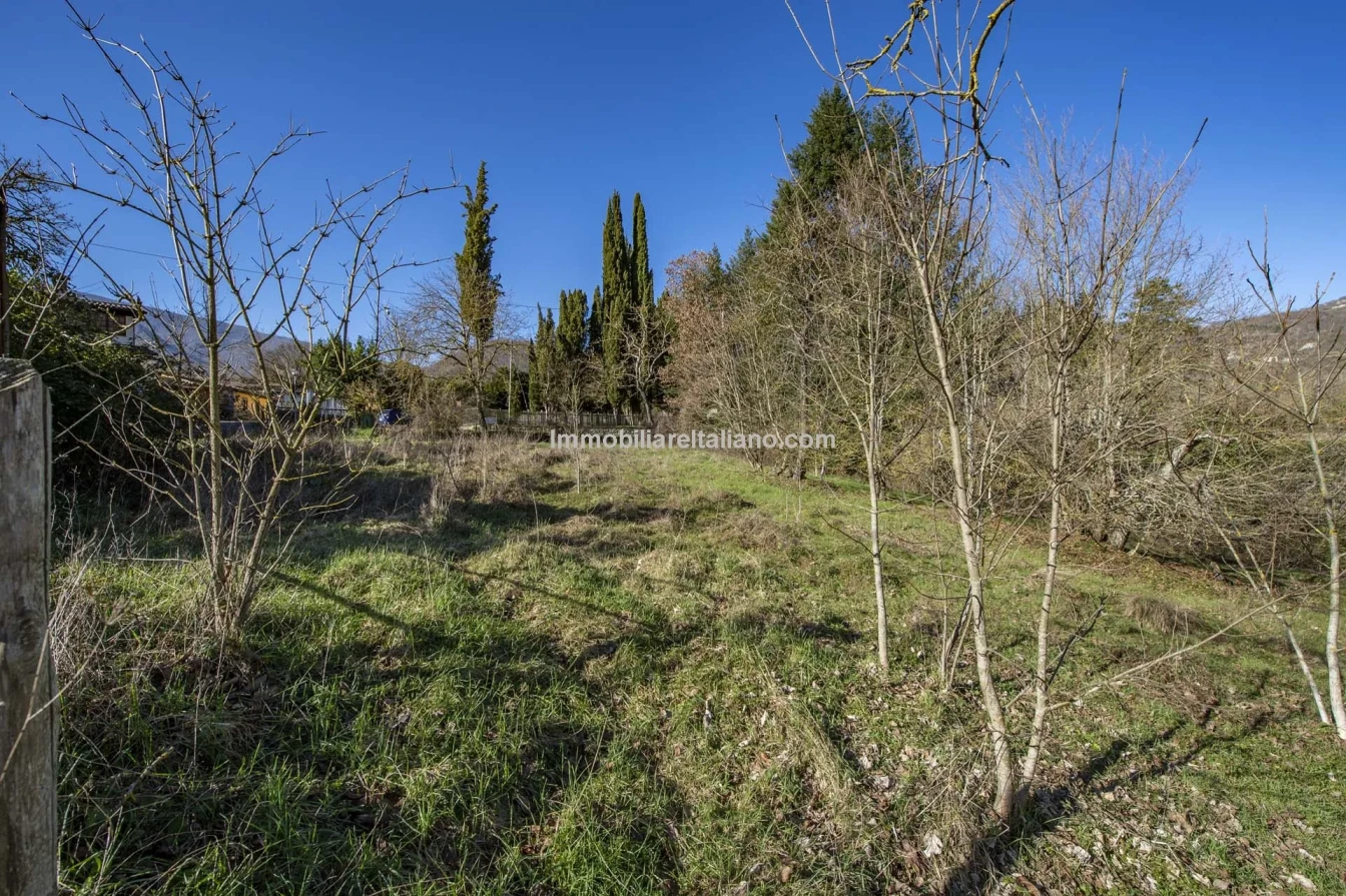 Tuscany's Country Retreat: 4-Bedroom House with Pool and Garden in Caprese Michelangelo - View image 12 of 37