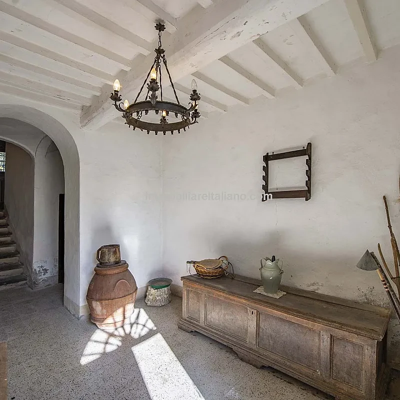 View image 32