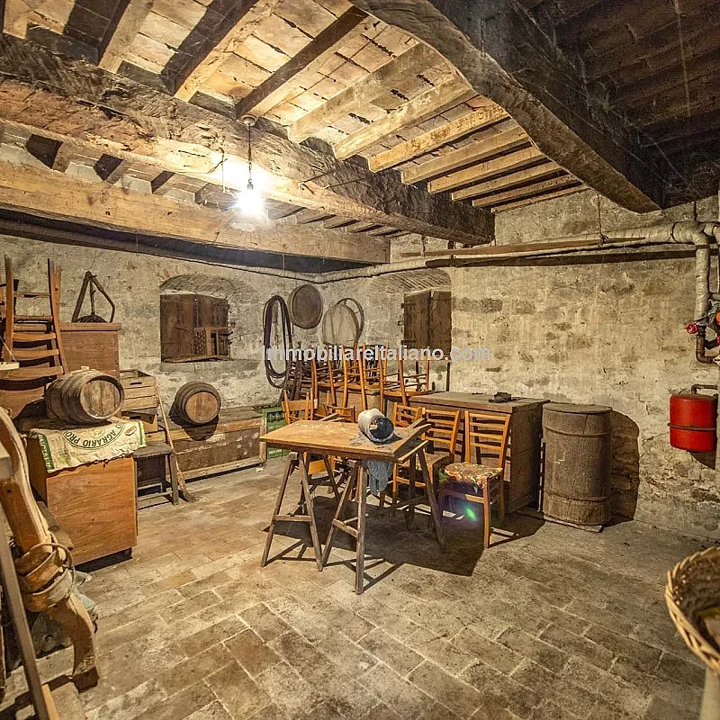 View image 33
