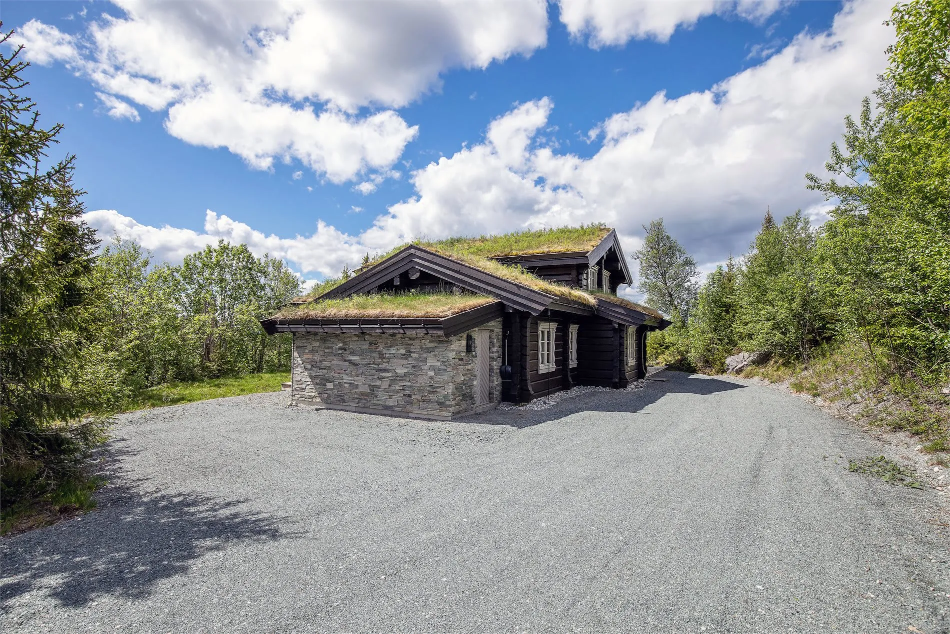 Rummelig hytte med 5 soveværelser, altan og pool i det naturskønne Noresund, Norge - Vis billede 30 af 35