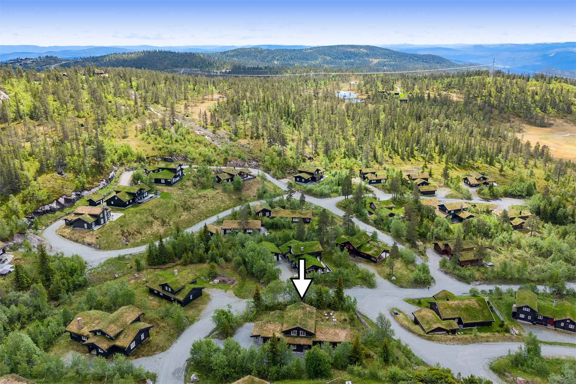 Rummelig hytte med 5 soveværelser, altan og pool i det naturskønne Noresund, Norge - Vis billede 31 af 35