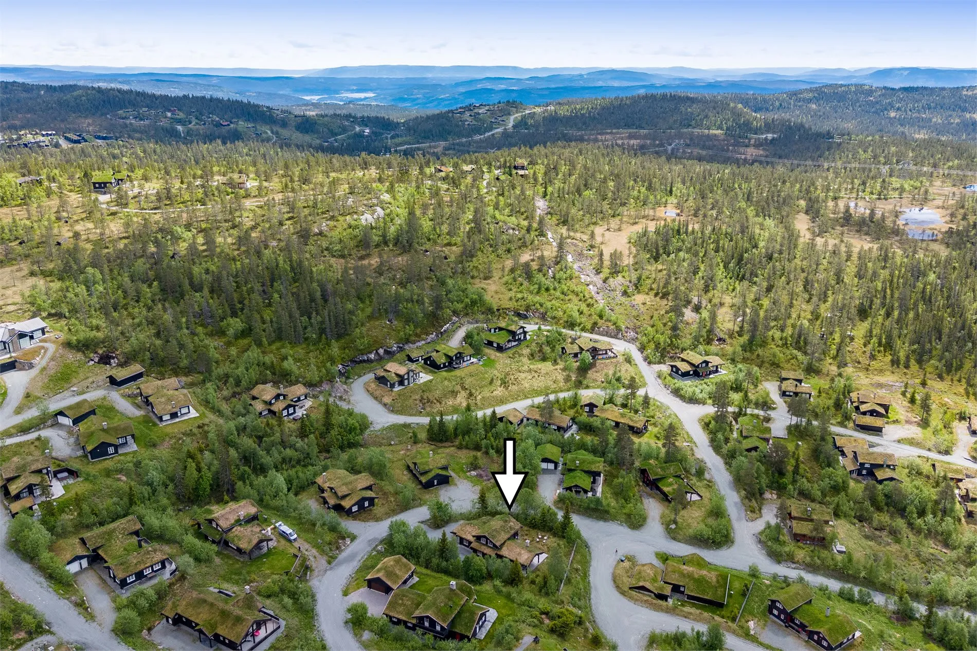 Rummelig hytte med 5 soveværelser, altan og pool i det naturskønne Noresund, Norge - Vis billede 33 af 35