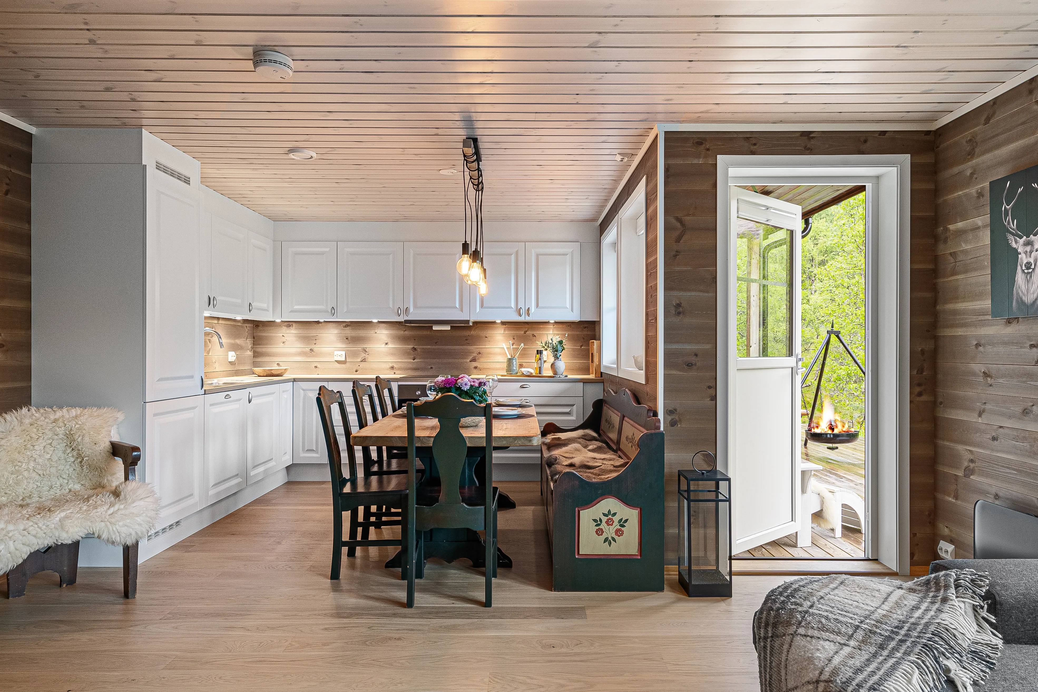Contemporary 4-Bedroom House with Spacious Terrace in Sirdal, Norway - View image 6 of 23