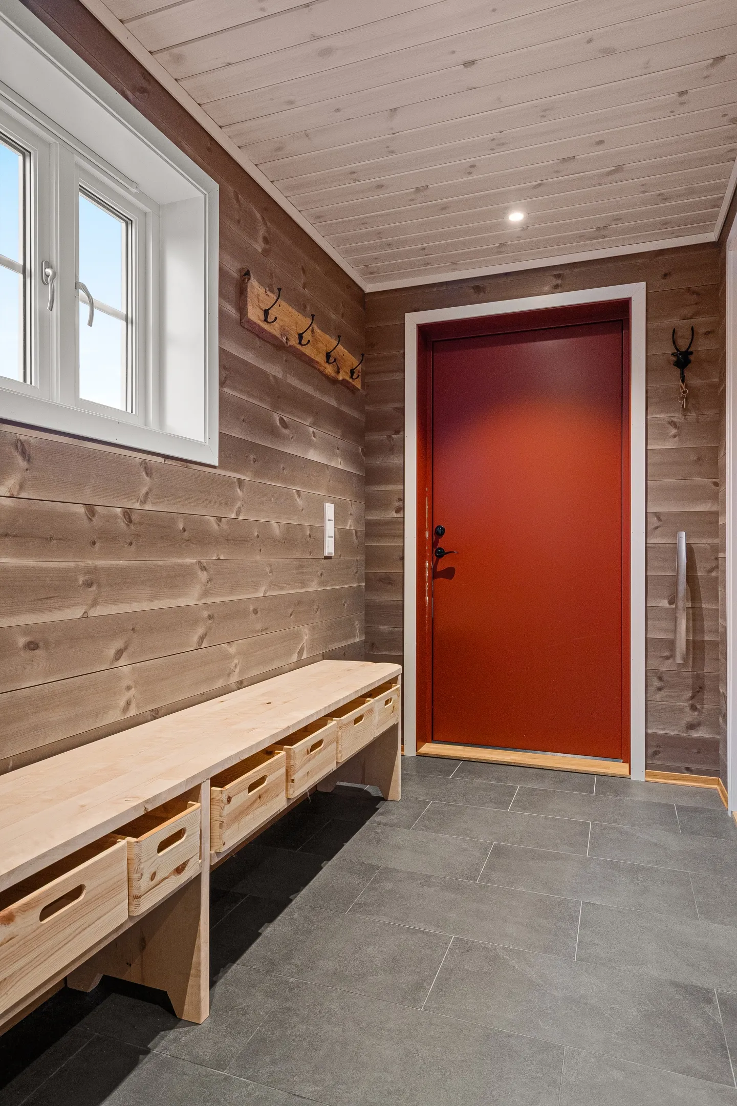 Contemporary 4-Bedroom House with Spacious Terrace in Sirdal, Norway - View image 11 of 23