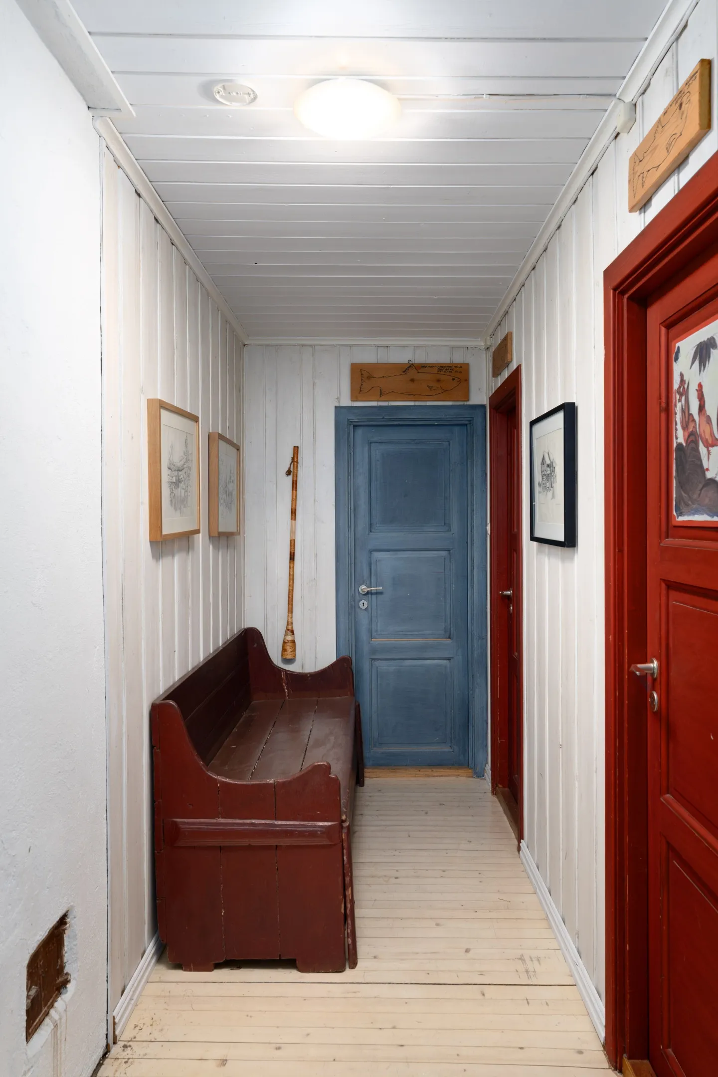 1970s Geilo Cabin: 3-Bedroom Retreat with Terrace and Mountain Access - View image 14 of 23