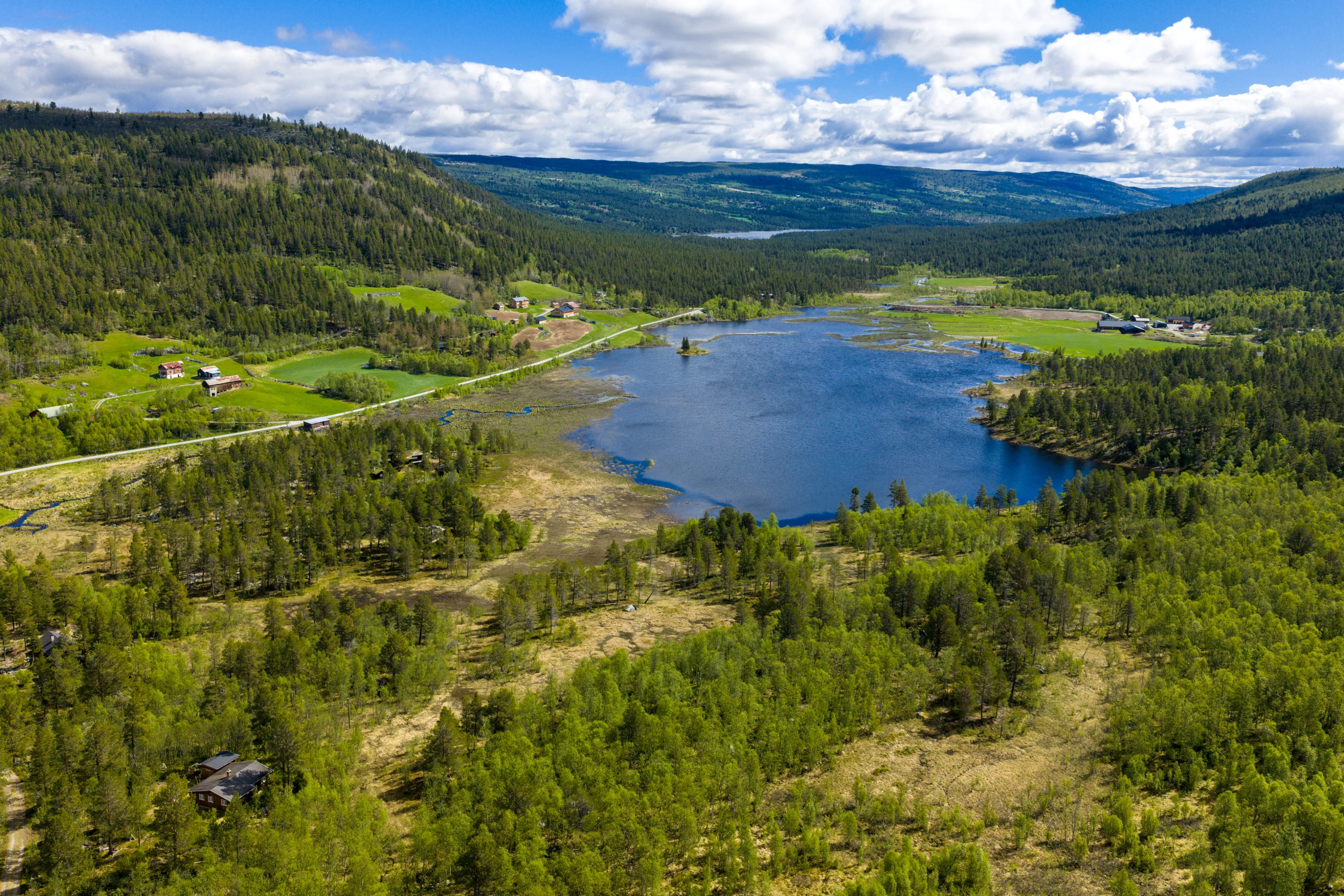 1970s Geilo Cabin: 3-Bedroom Retreat with Terrace and Mountain Access - View image 23 of 23