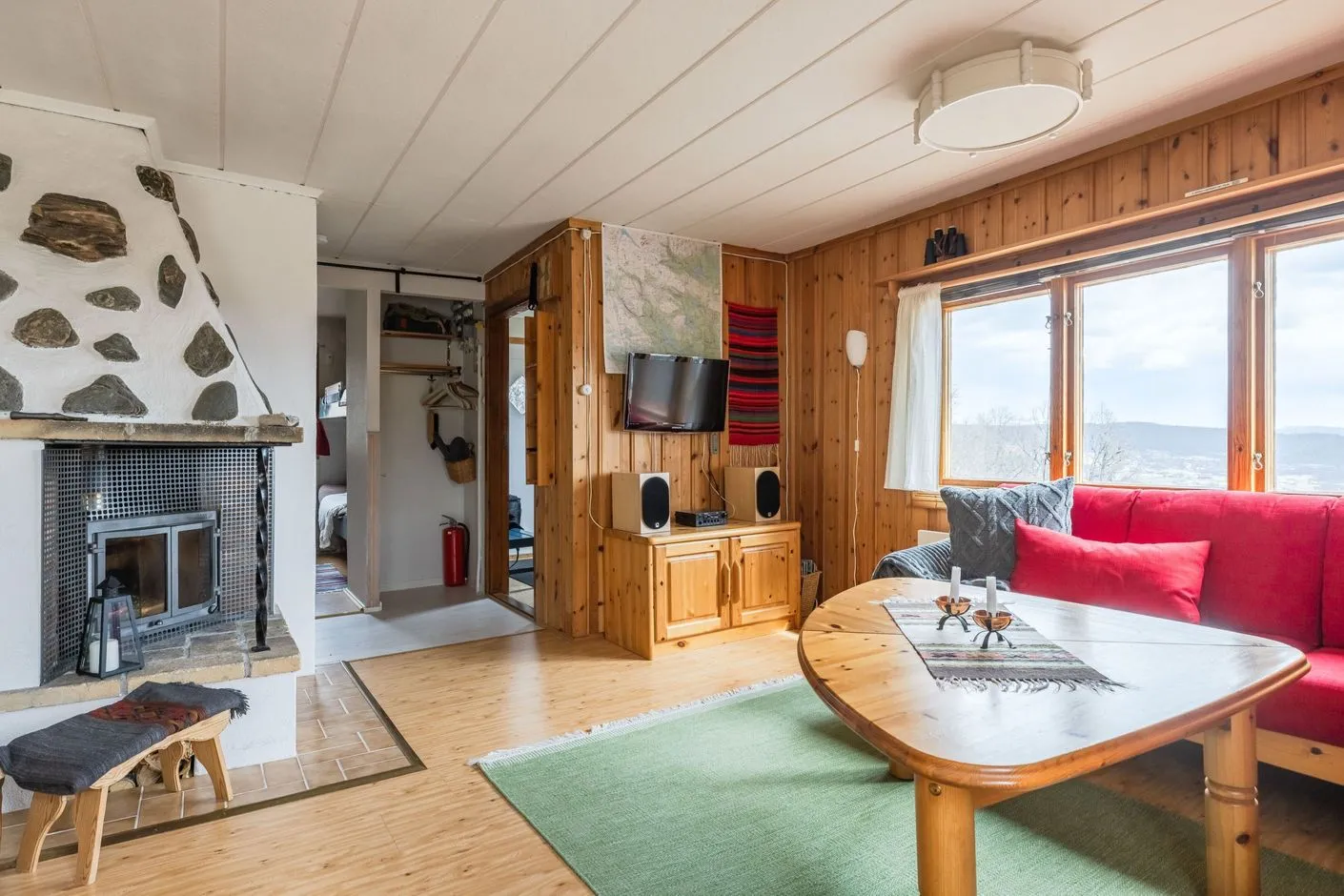 1960s Swedish Country House with Expansive Grounds in Bruksvallarna - Image 5