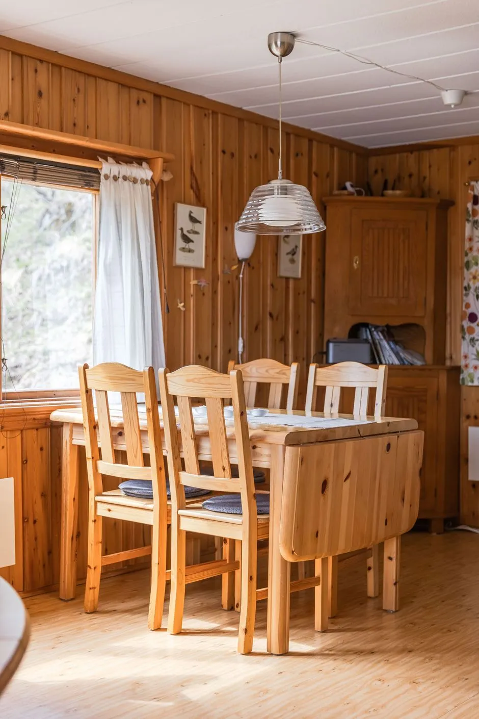 1960s Swedish Country House with Expansive Grounds in Bruksvallarna - View image 11 of 26