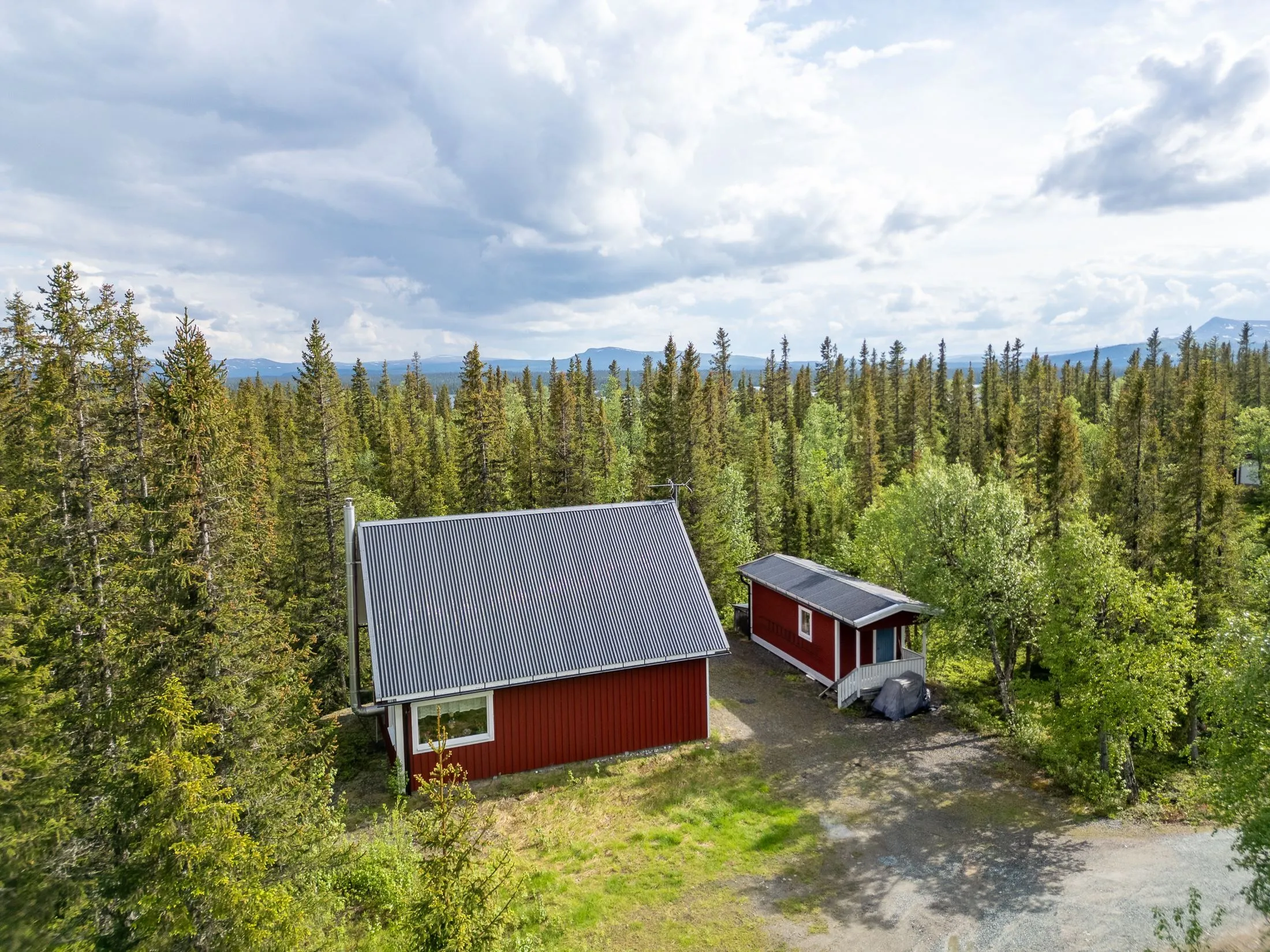 Affordable 4-Bedroom Country House on Expansive Lot in Vilhelmina, Sweden - View image 29 of 36
