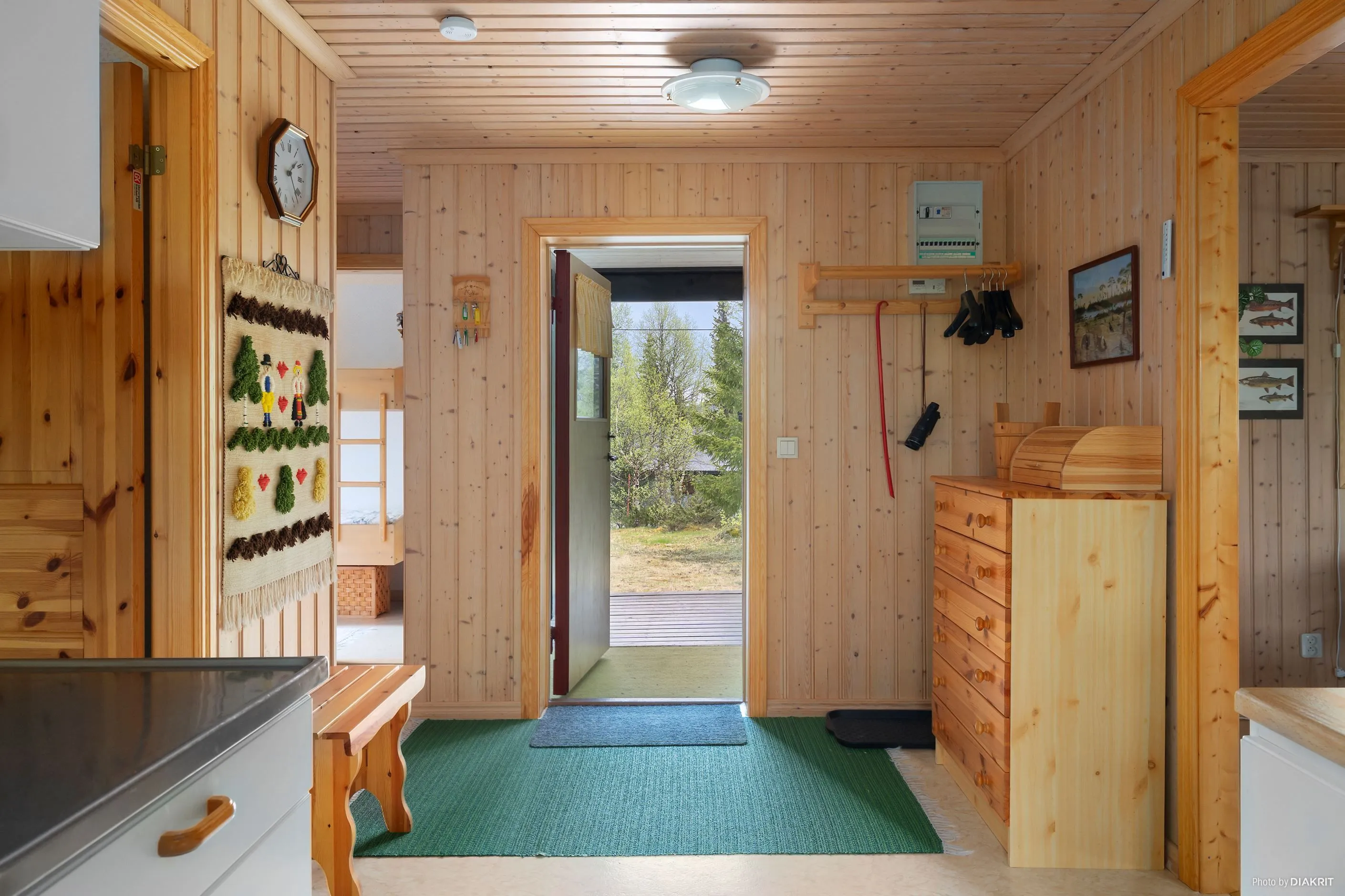 Charming 1995 Swedish Country House with Terrace in Scenic Dikanäs - Image 2