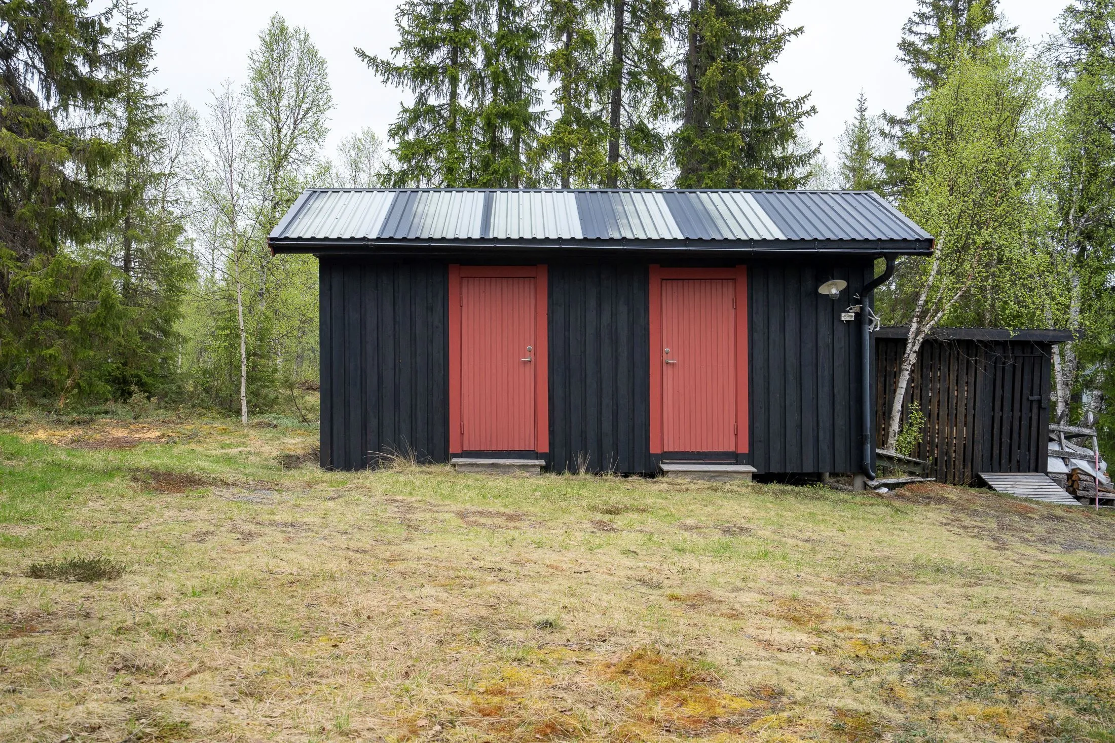 Charming 1995 Swedish Country House with Terrace in Scenic Dikanäs - View image 21 of 23
