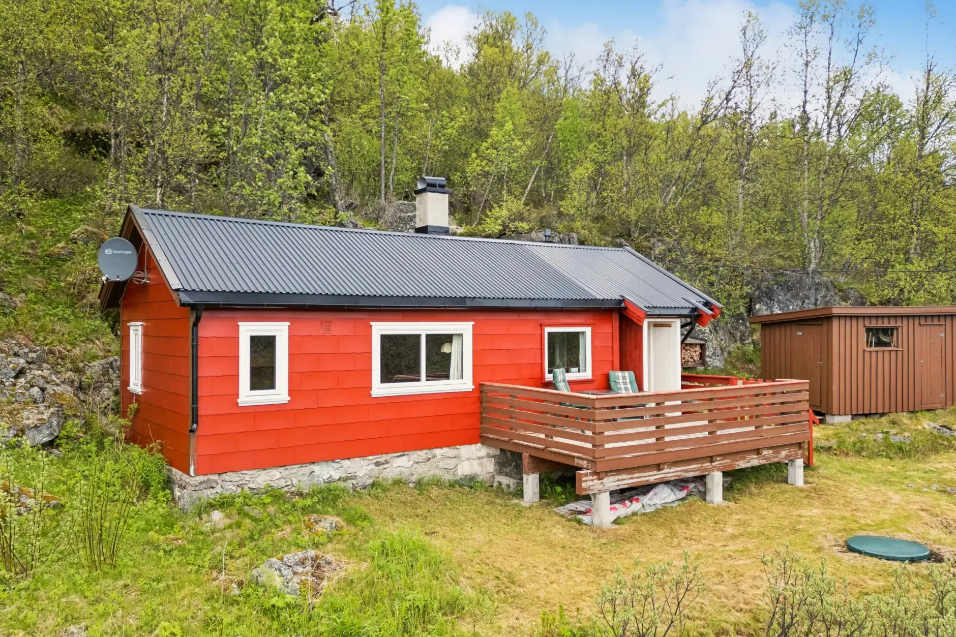1960s Two-Bedroom Cabin with Terrace in Scenic Rjukan, Telemark - View image 6 of 27