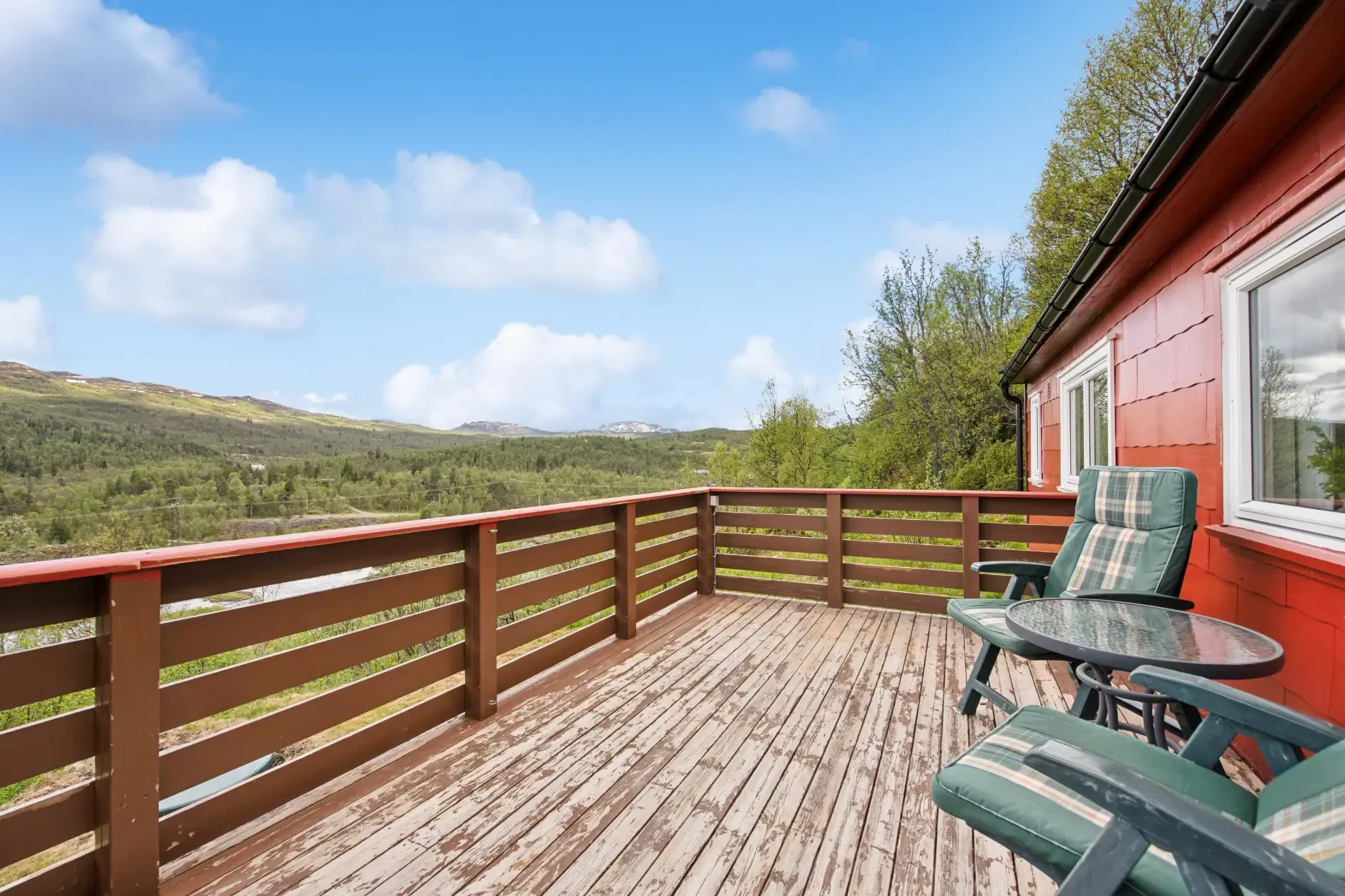 1960s Two-Bedroom Cabin with Terrace in Scenic Rjukan, Telemark - View image 23 of 27