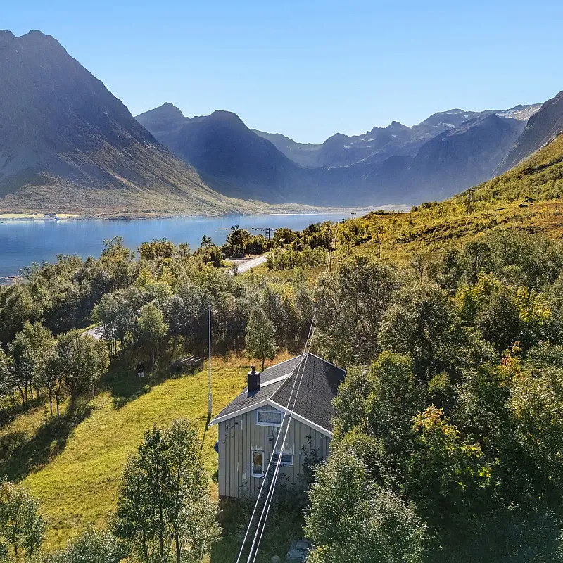 1940s Norwegian Cabin with Expansive Private Land by the Sea